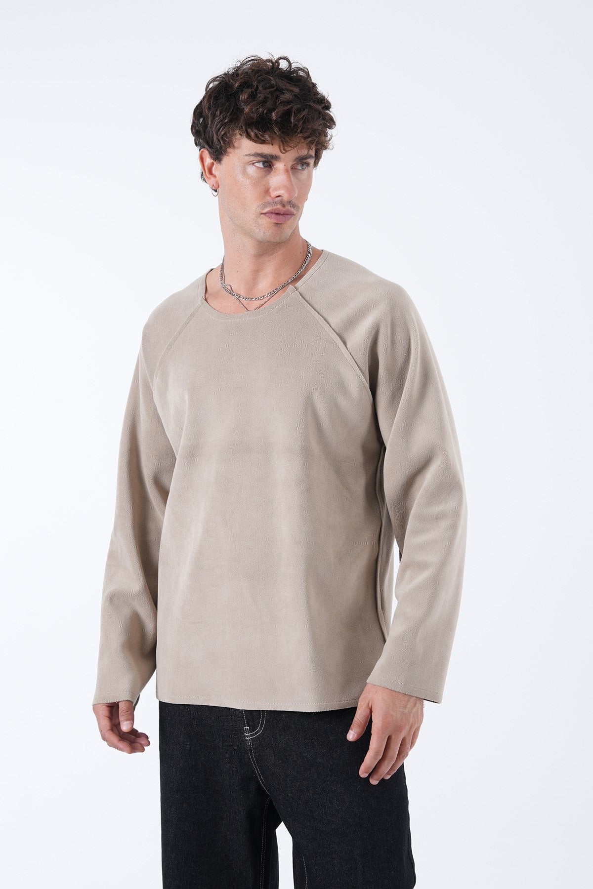 Men’s Minimalist Beige Long-Sleeve Top