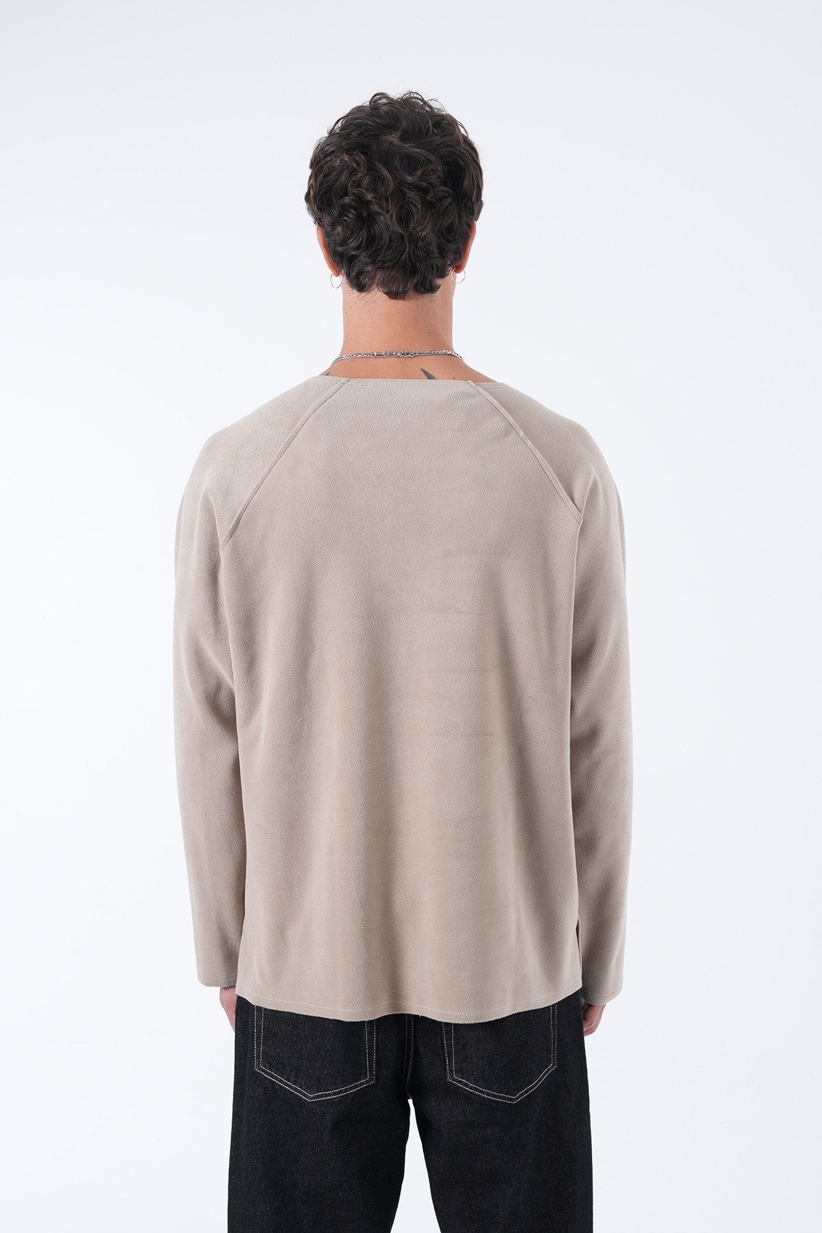 Men’s Minimalist Beige Long-Sleeve Top