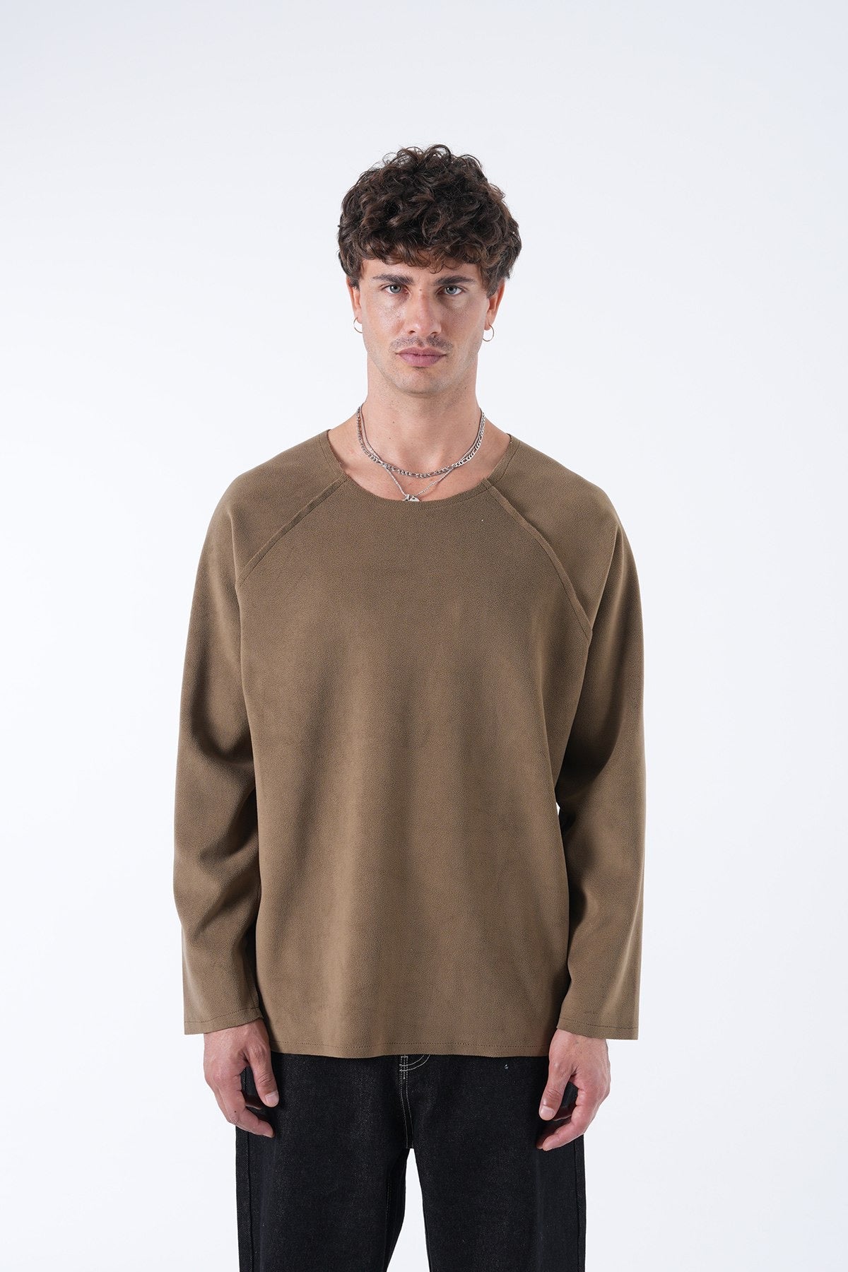 Men’s Minimal Crewneck Long Sleeve – Essential Collection