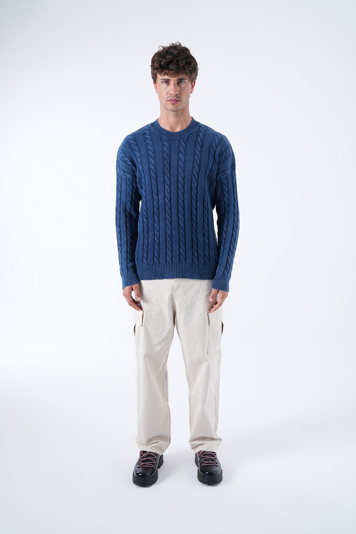 Men’s Classic Cable Knit Sweater – Timeless Winter Essential