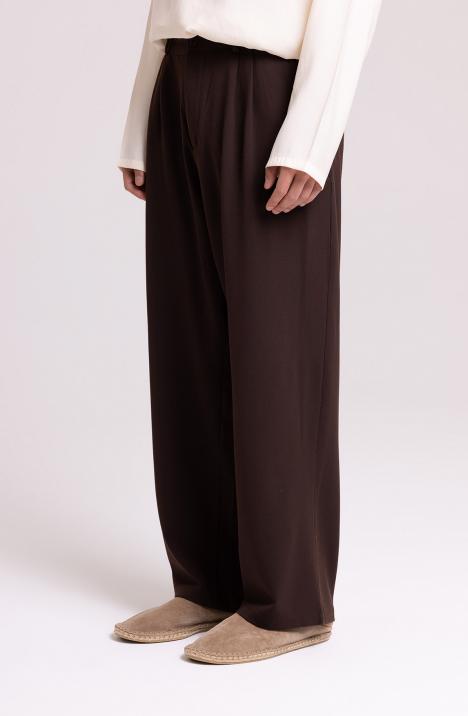 Men's Brown Pleated Trousers – Relaxed Tailored Fit