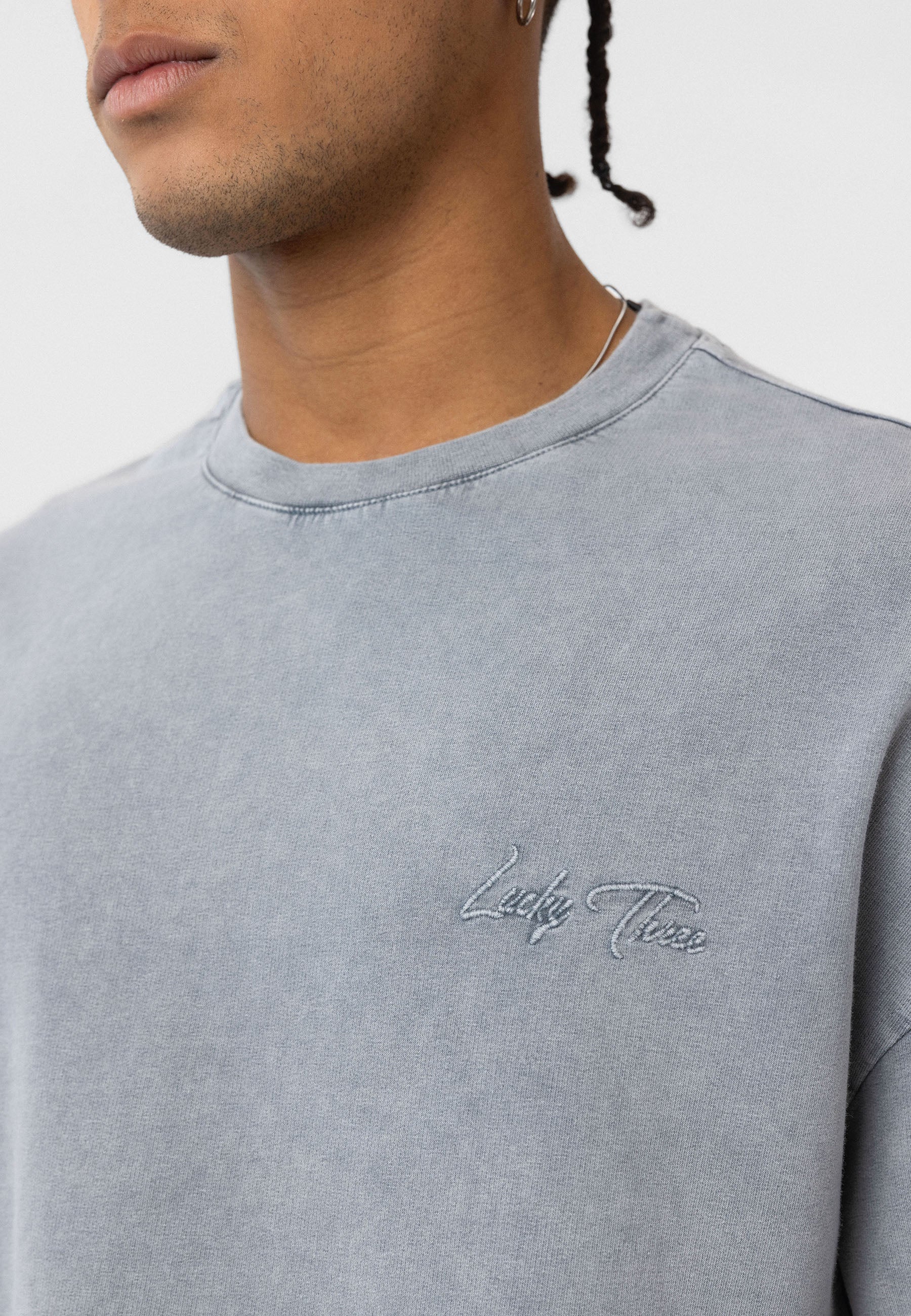 Washed Light Gray Oversized T-shirts – Relaxed Fit with Bold Back Print