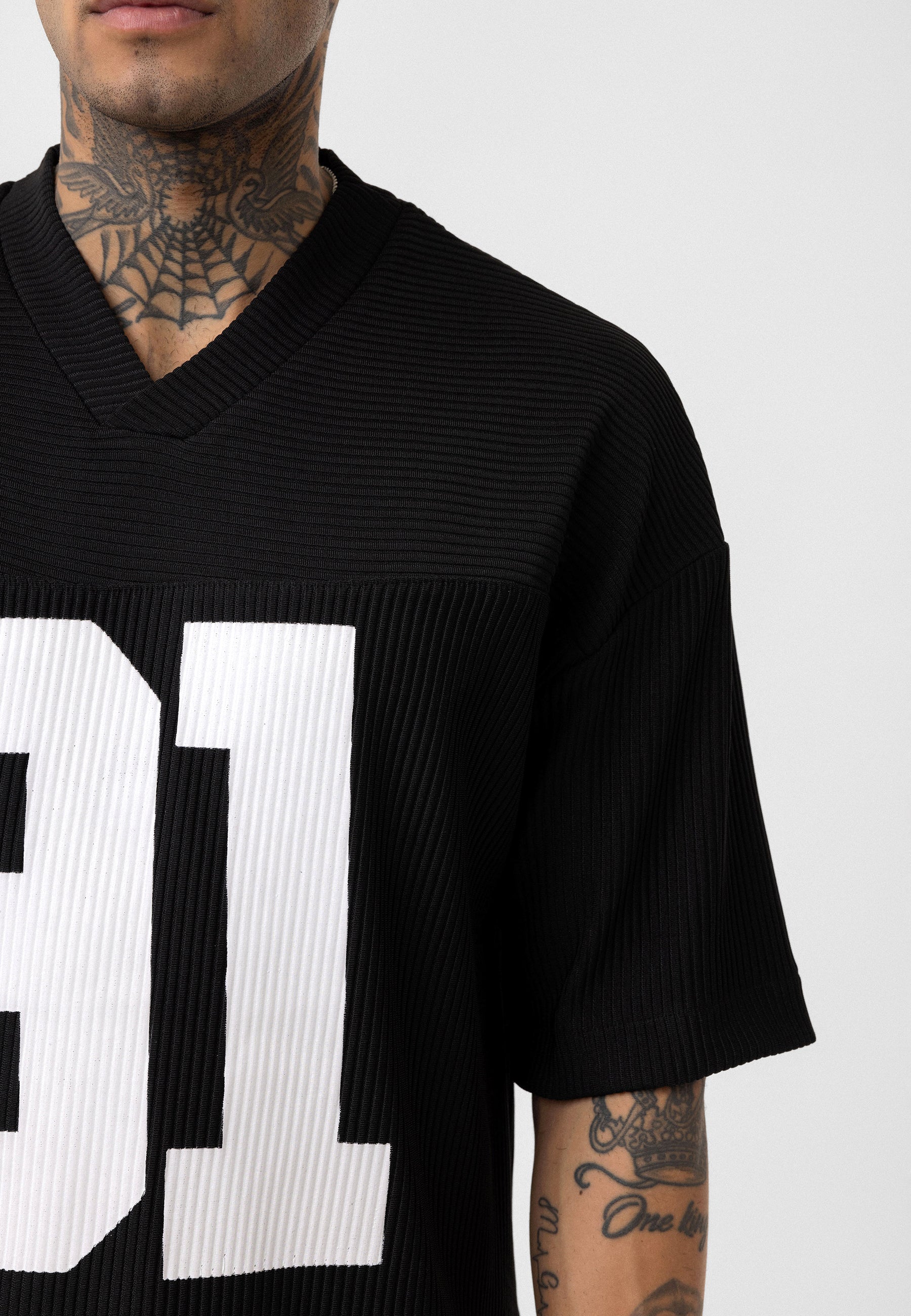 Matte Jet Black Oversized Ottoman-Texture T-shirts – Bold & Relaxed Urban Essential