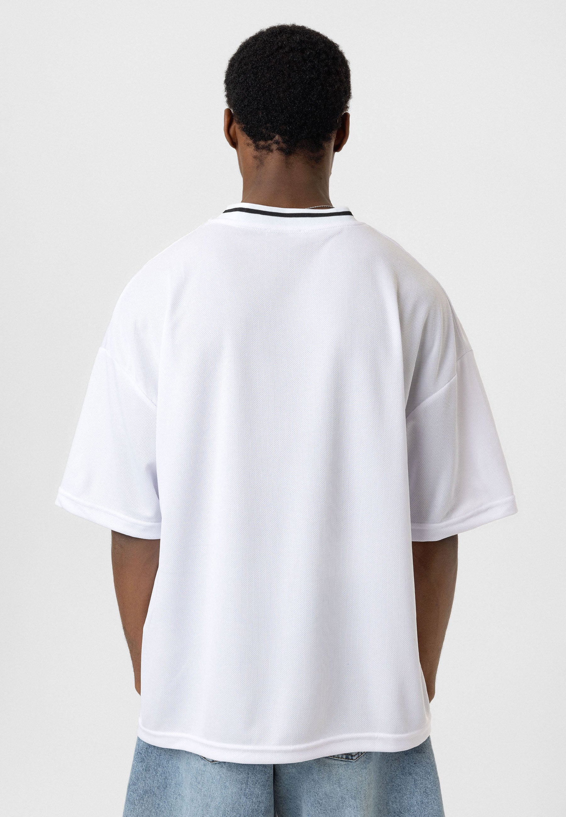 Crisp White Oversized Jersey T-Shirts – Urban Prints with a Clean Canvas