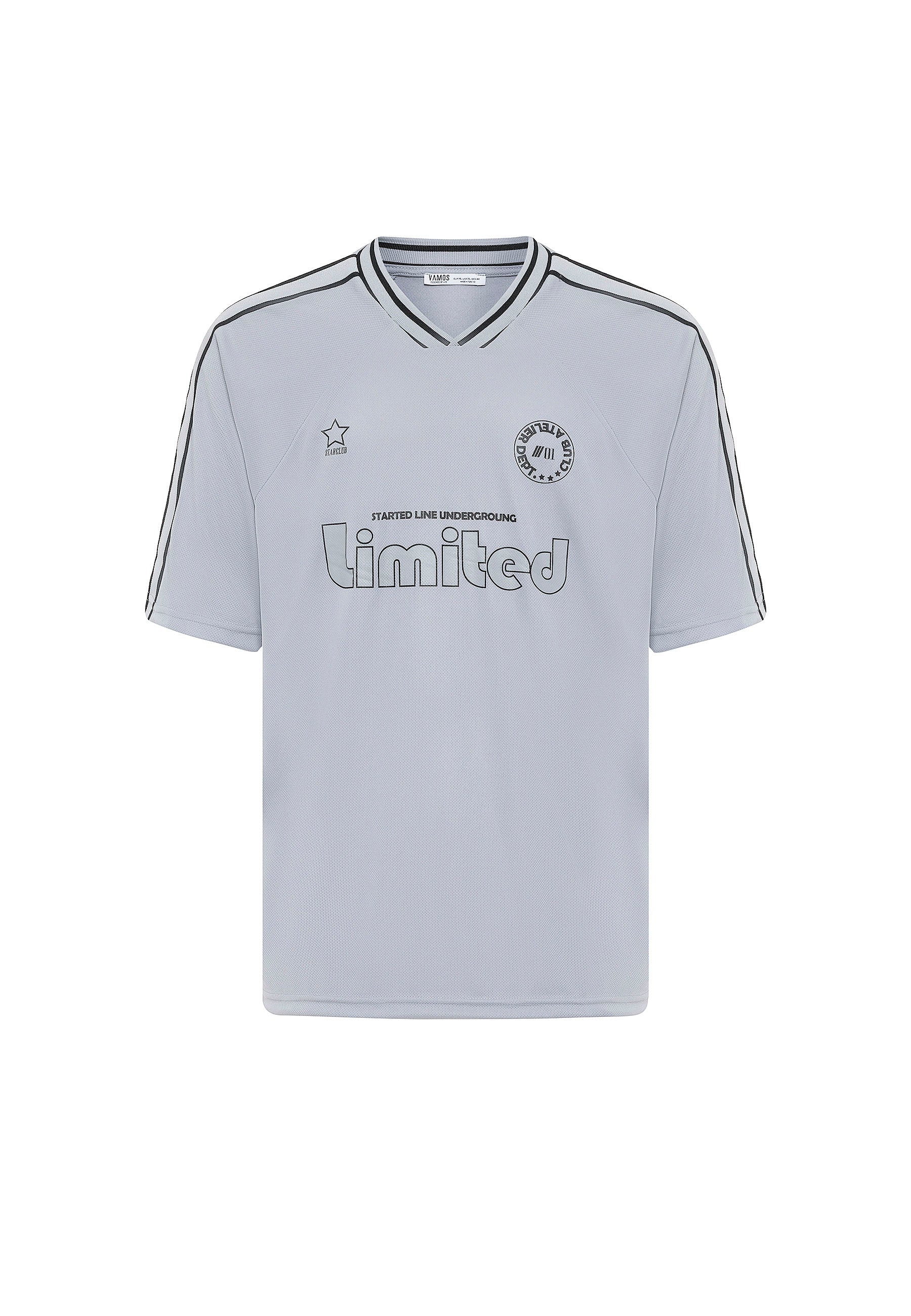 Vintage Grey Oversized Soccer Jersey T-shirts – Retro Pitch Vibes with Urban Ease