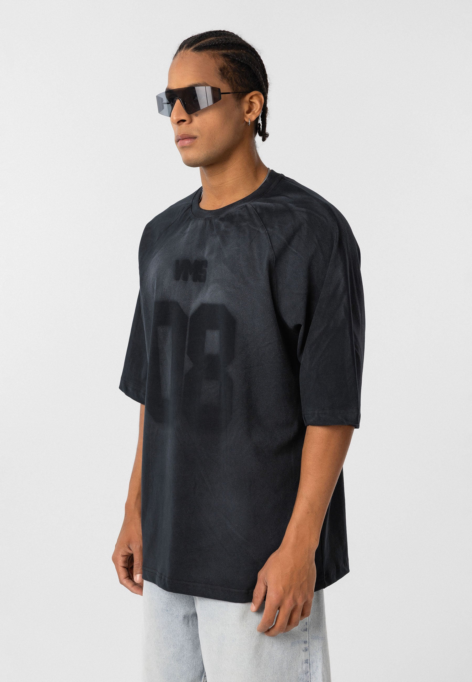 Washed Black Oversized T-shirts– Street-Ready Edge with Subtle Wear Texture