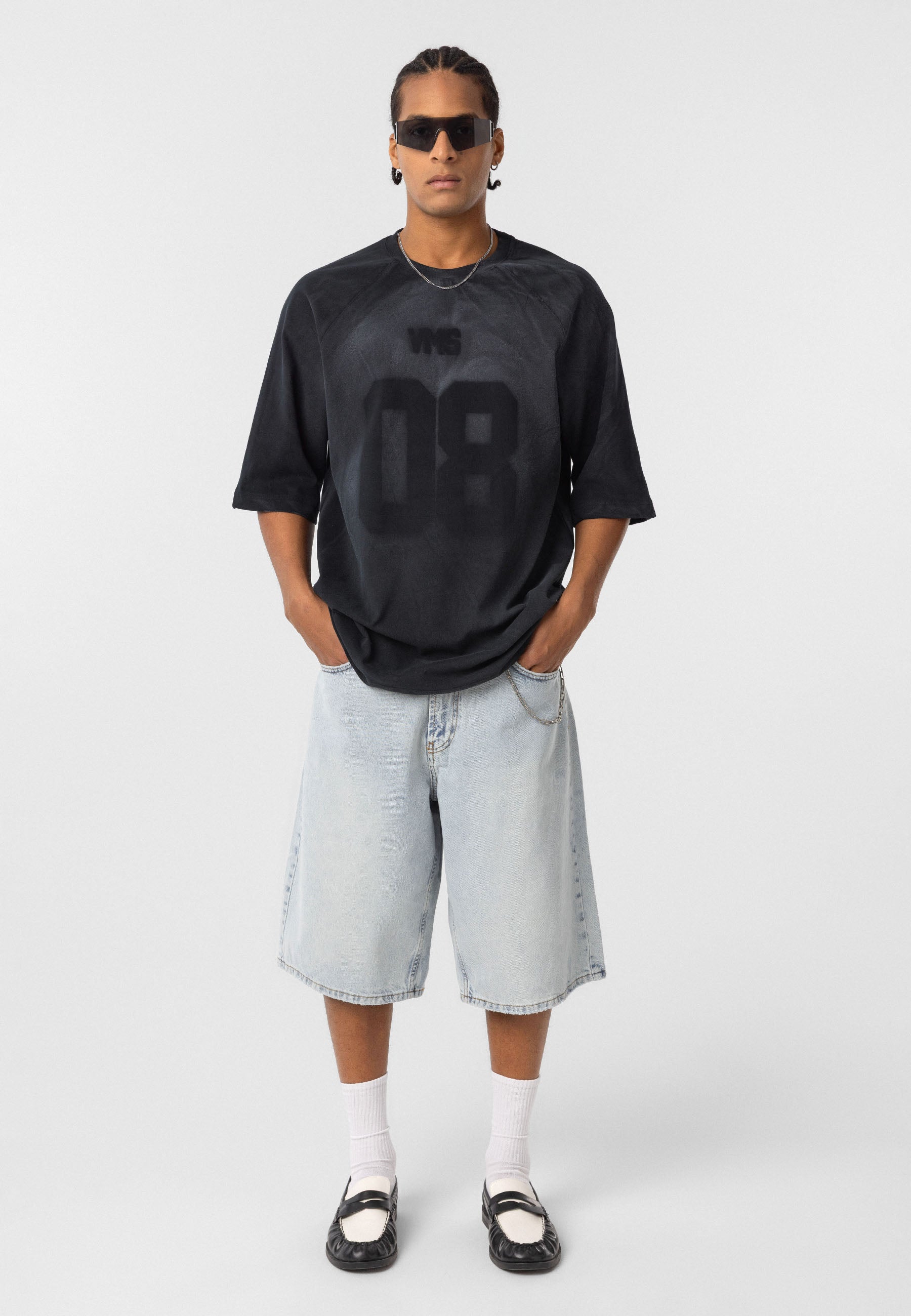 Washed Black Oversized T-shirts– Street-Ready Edge with Subtle Wear Texture