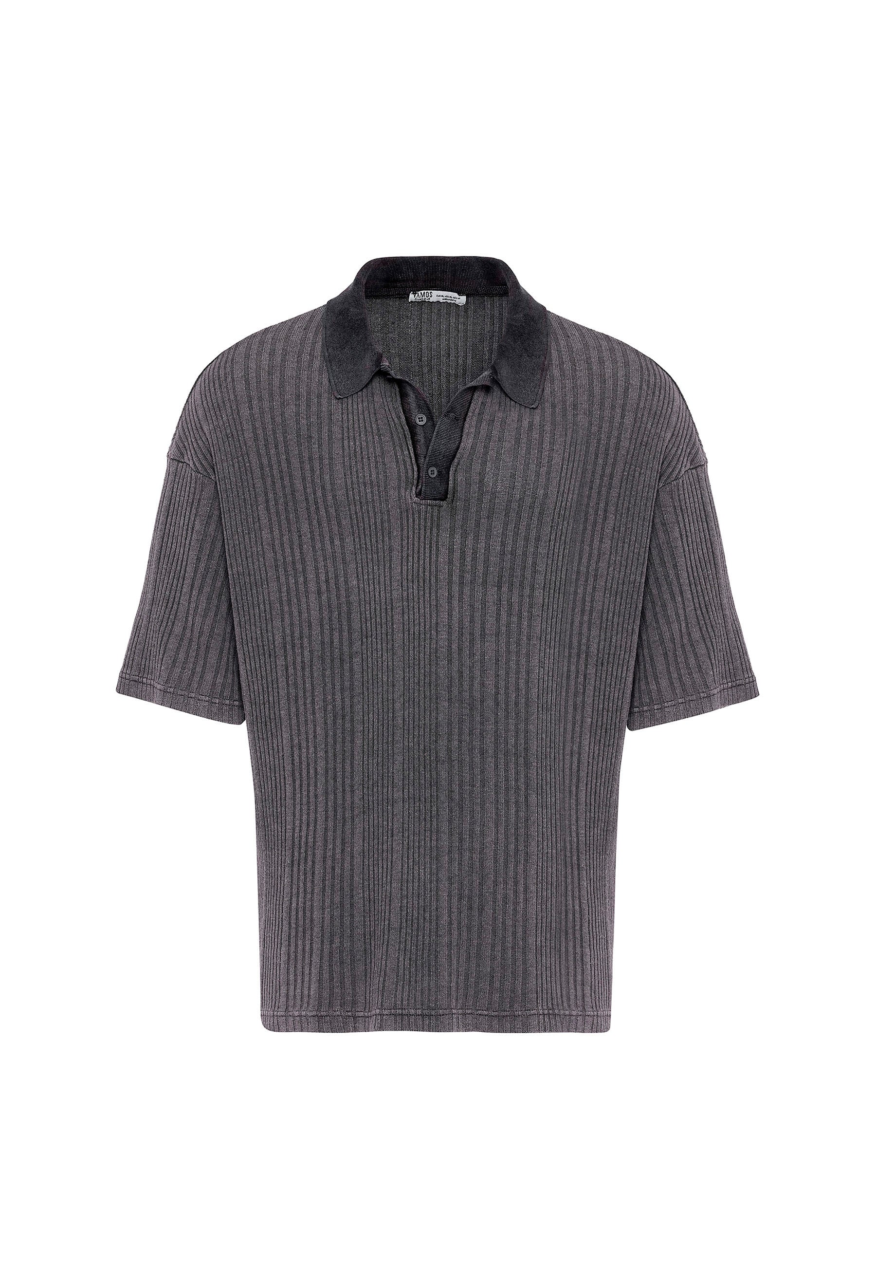 Oversized Knit Polo-Collar Top – Elevated Comfort with Clean Minimalism