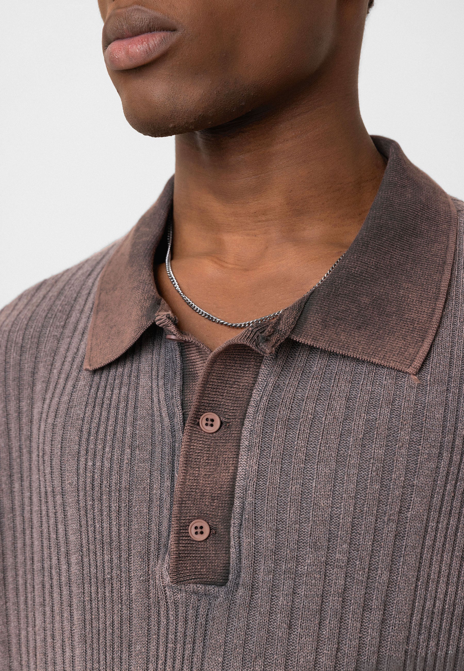 Oversized Knit Polo-Collar Top – Elevated Comfort with Clean Minimalism