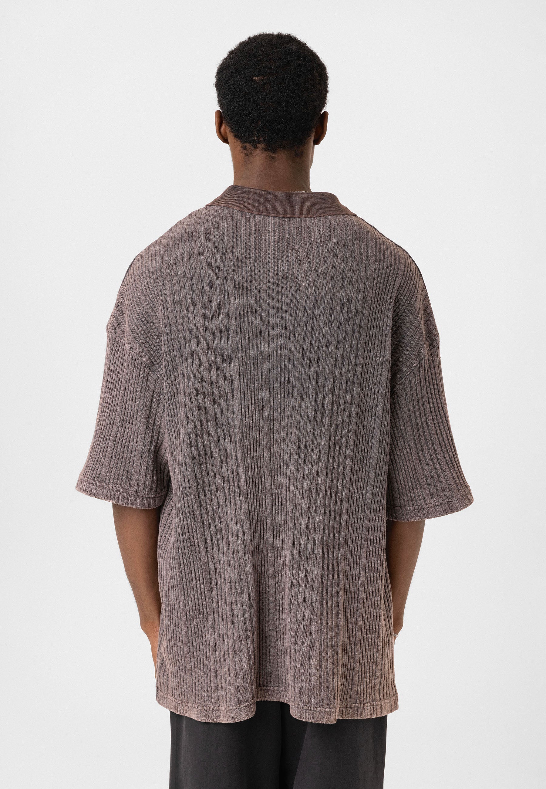 Oversized Knit Polo-Collar Top – Elevated Comfort with Clean Minimalism