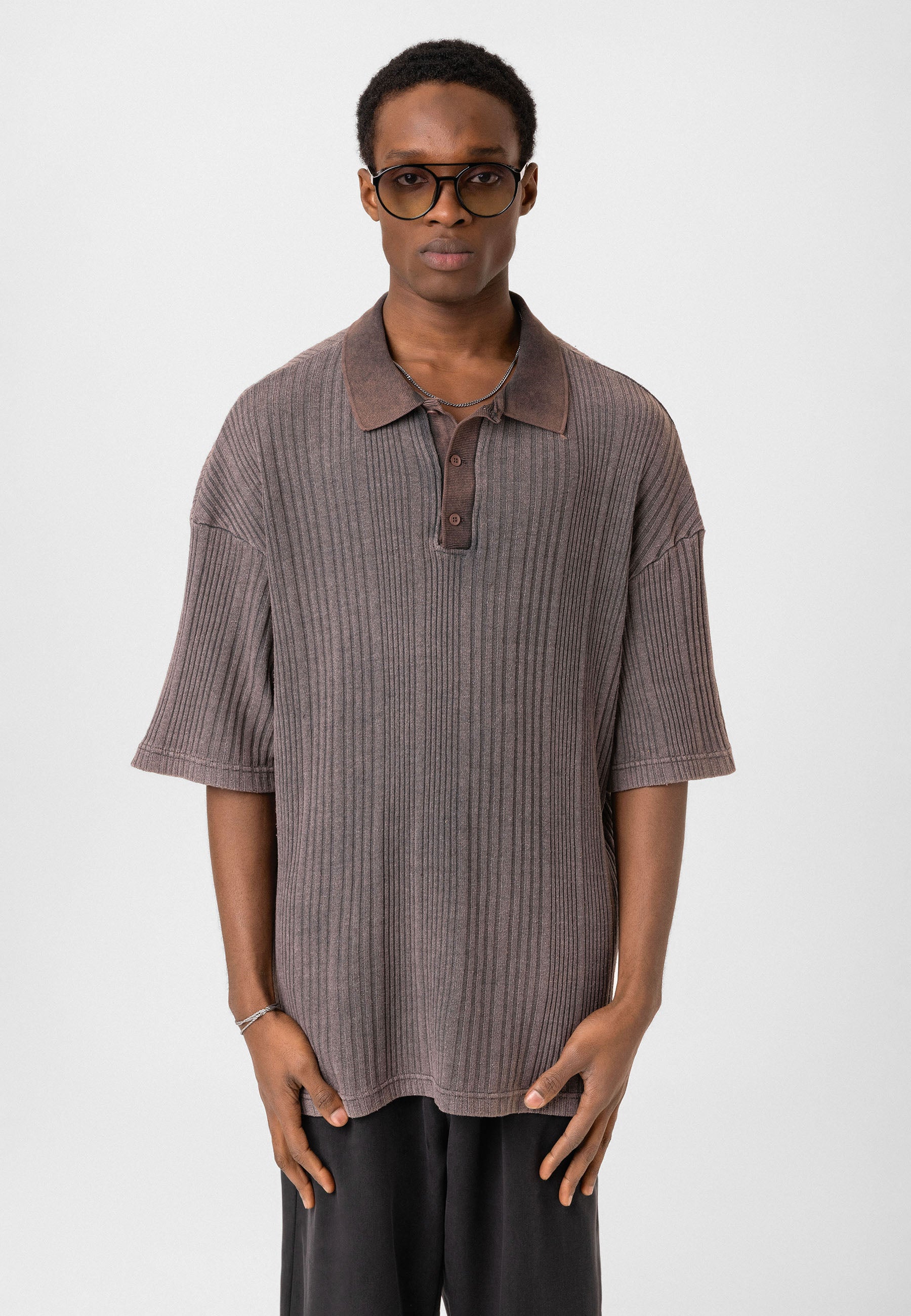 Oversized Knit Polo-Collar Top – Elevated Comfort with Clean Minimalism