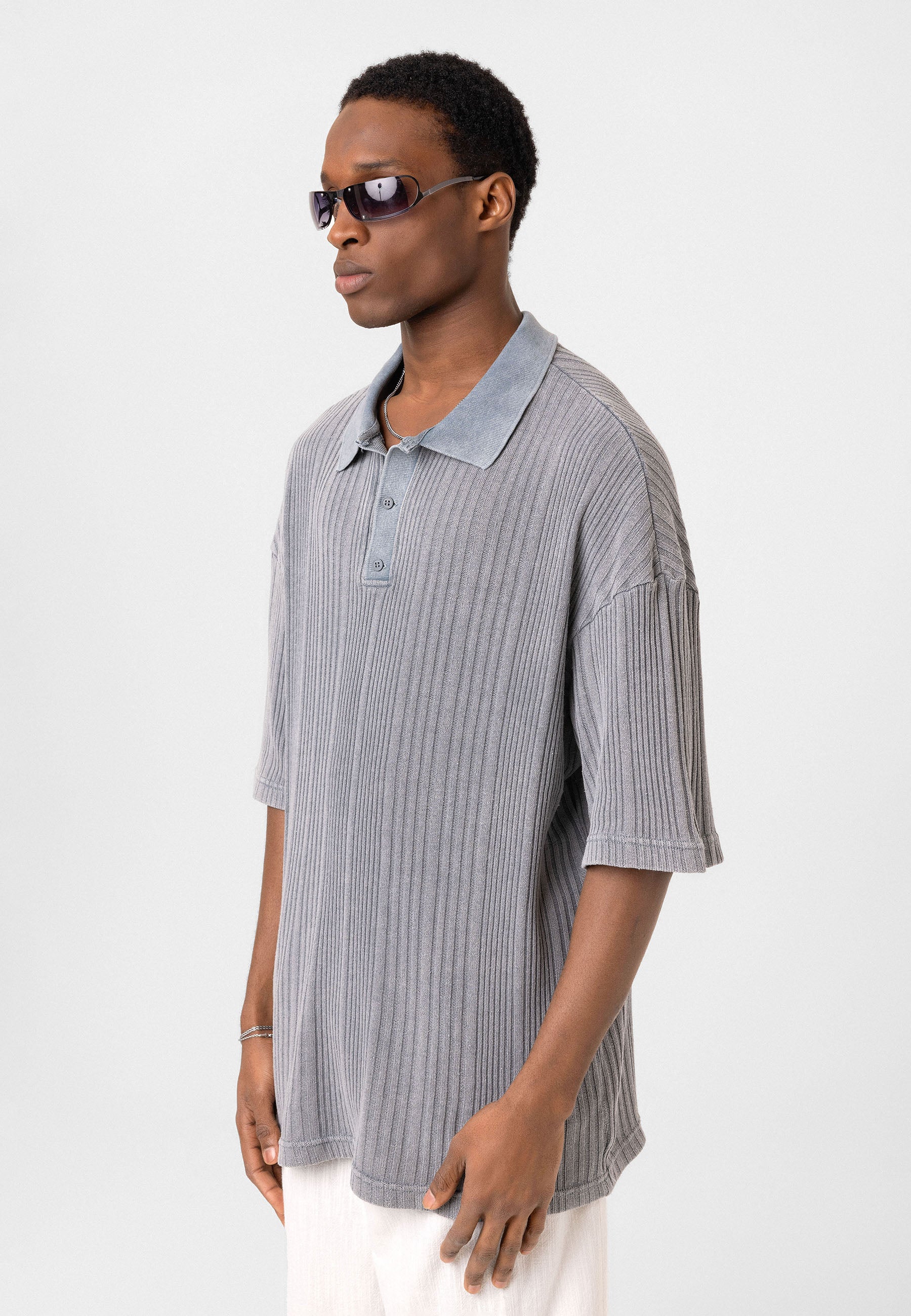 Oversized Knit Polo-Collar Top – Elevated Comfort with Clean Minimalism