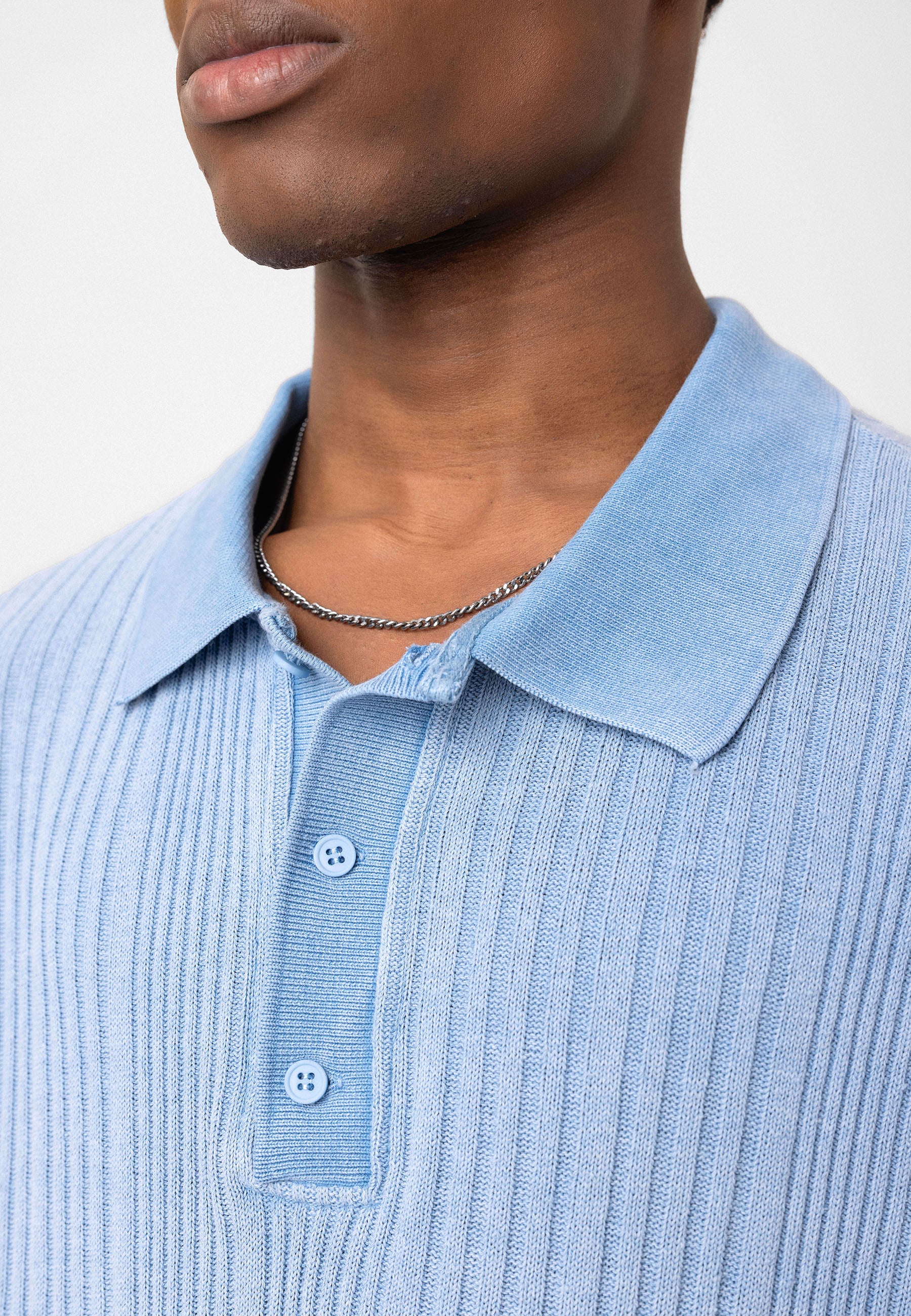 Oversized Knit Polo-Collar Top – Elevated Comfort with Clean Minimalism