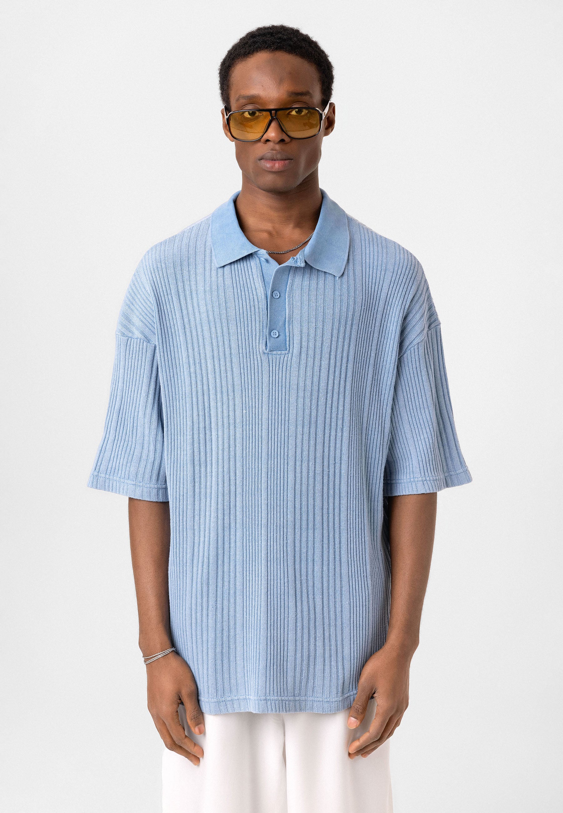 Oversized Knit Polo-Collar Top – Elevated Comfort with Clean Minimalism