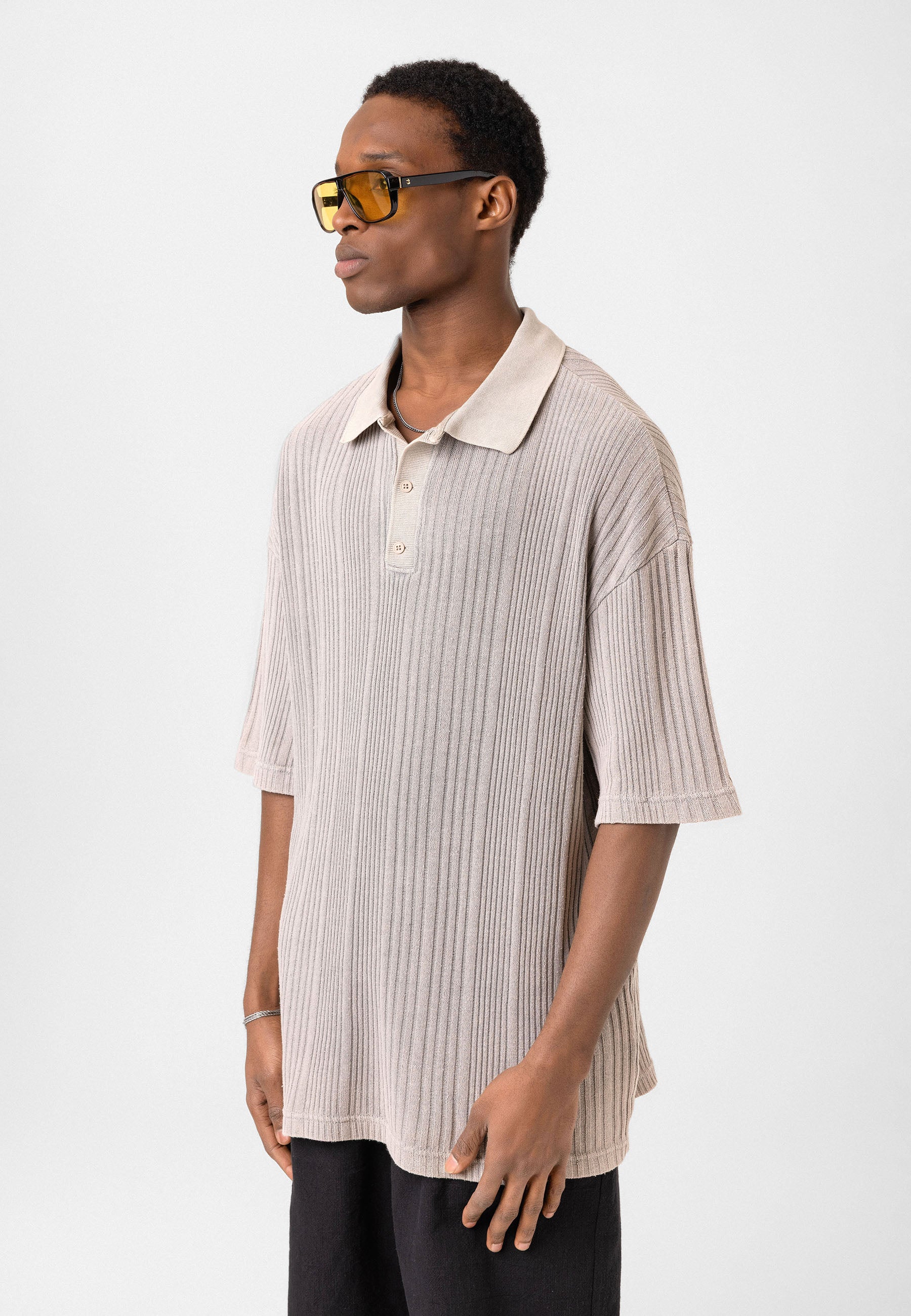 Oversized Knit Polo-Collar Top – Elevated Comfort with Clean Minimalism