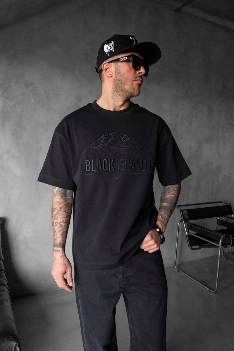 Black Island Logo Printed Black T-shirt 1842