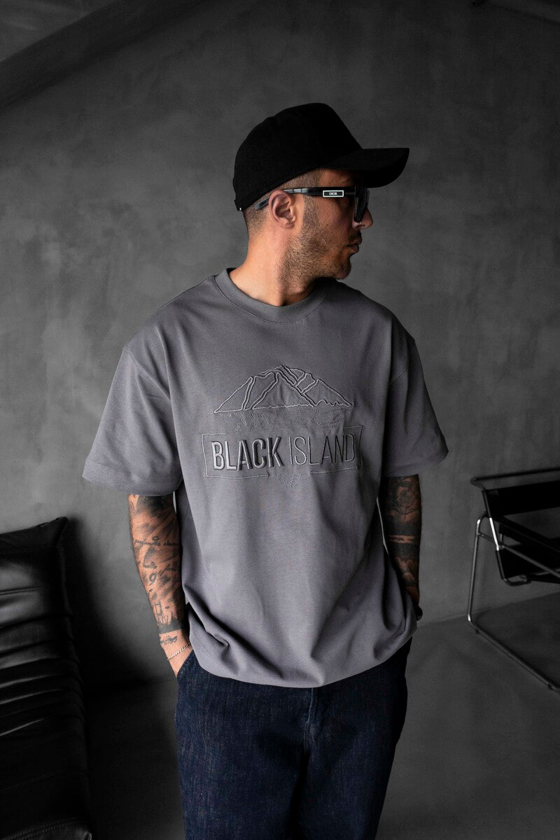 Black Island Logo Printed Gray T-shirt 1842