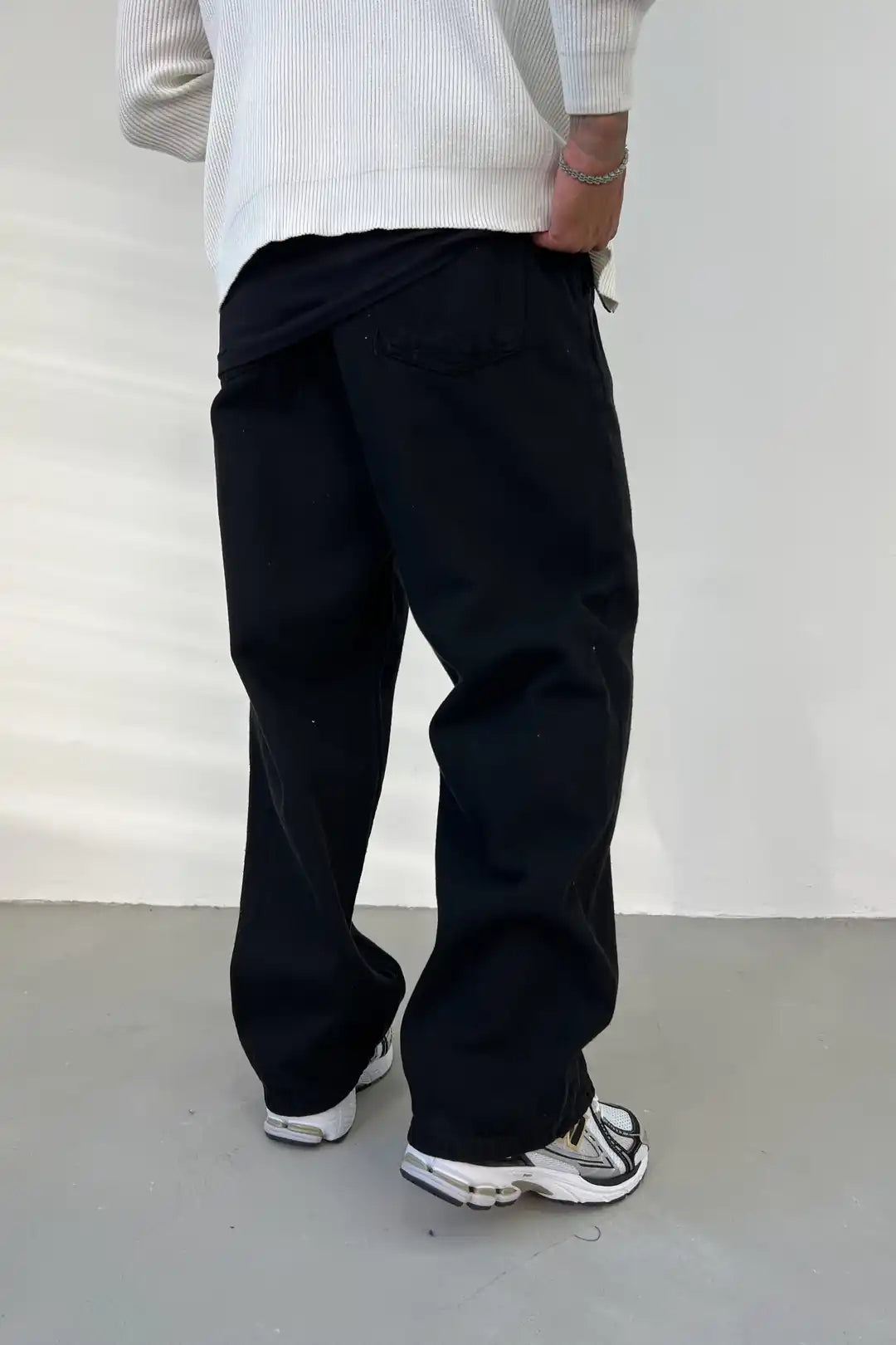 Textured Canvas Wide Pants – Effortless Utility Comfort