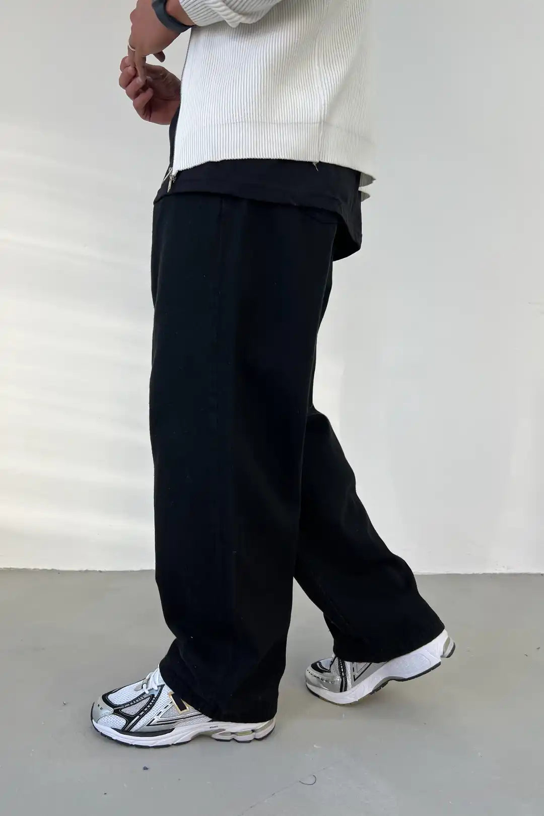 Textured Canvas Wide Pants – Effortless Utility Comfort