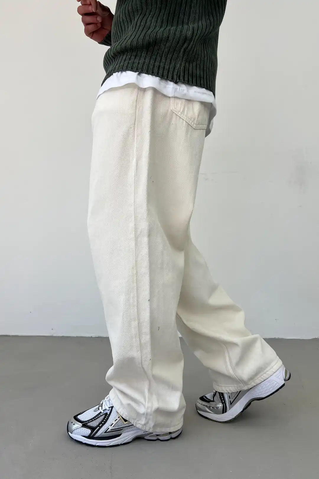 Textured Canvas Wide Pants – Effortless Utility Comfort