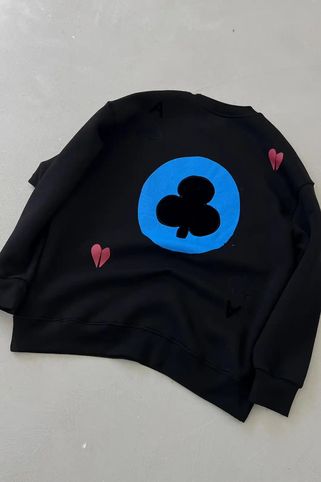 Ace Club Graphic Sweatshirt – Bold Retro Street Style
