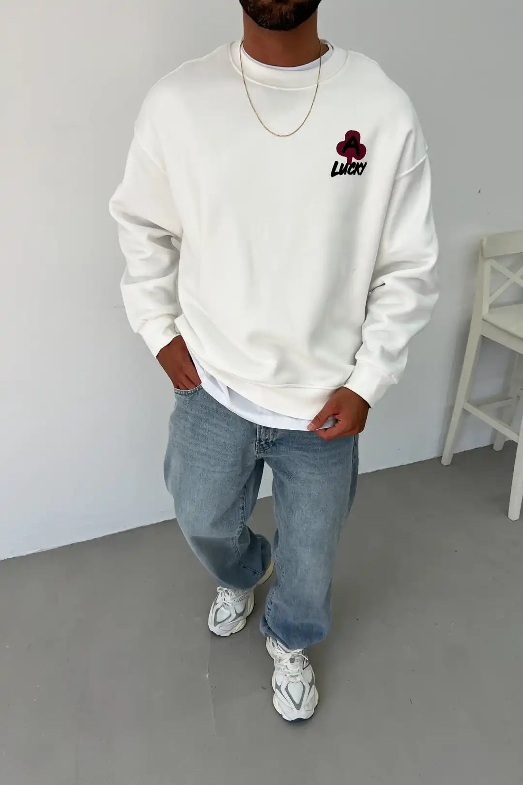 Ace Club Graphic Sweatshirt – Bold Retro Street Style