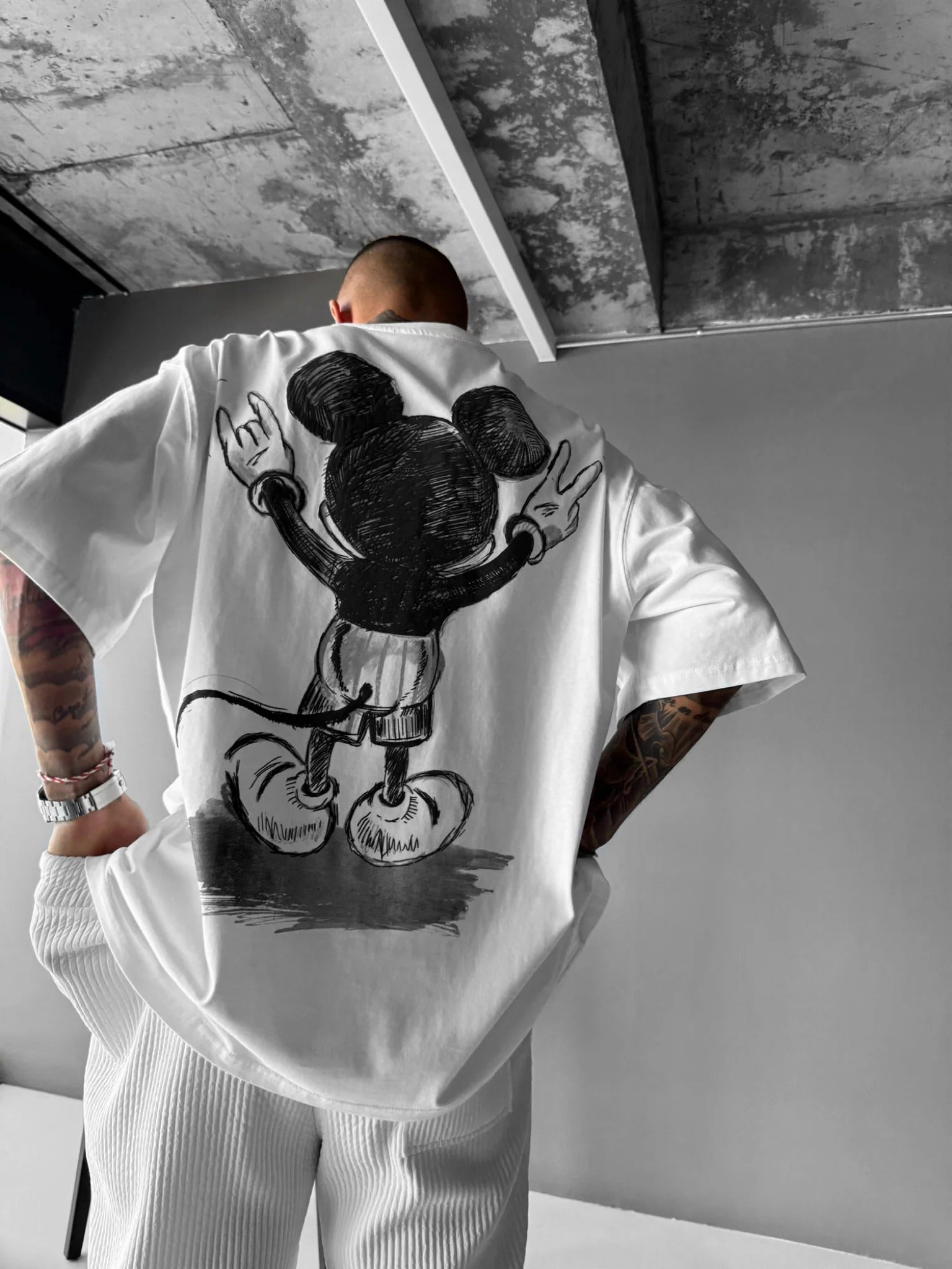 Oversize Mouse T-shirt - White and Black