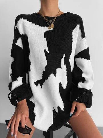 Oversize Cow Knit Sweater - Black