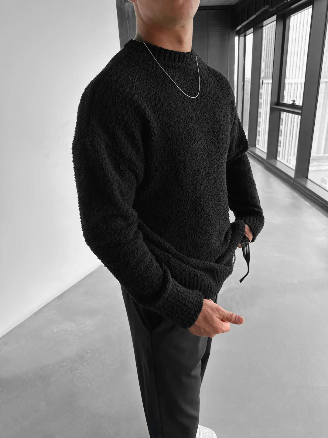 Oversize Plush Pullover - Black