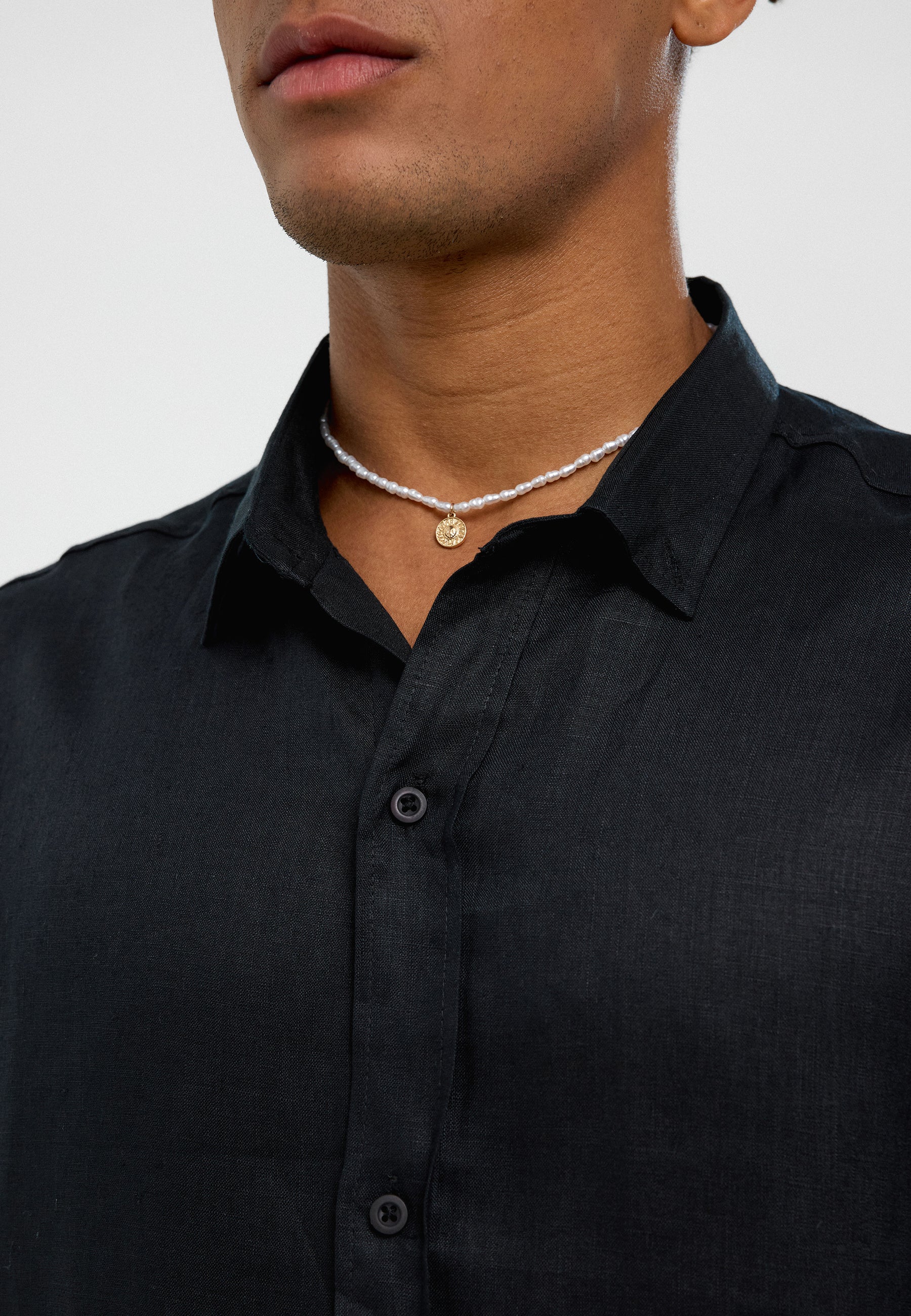 Classic Deep Black Formal Shirt – Refined & Low-Maintenance