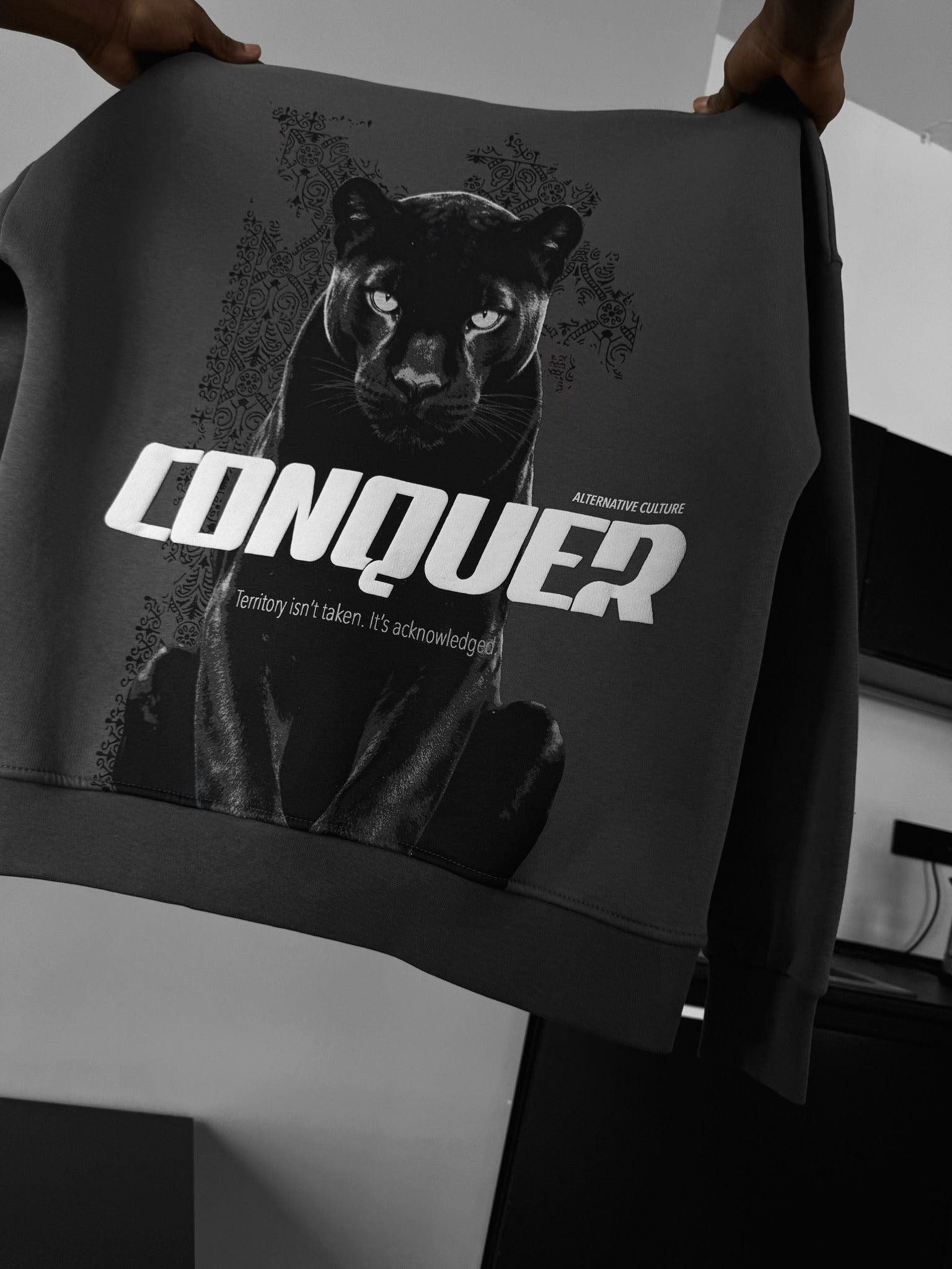 Oversize Conquer Hoodie