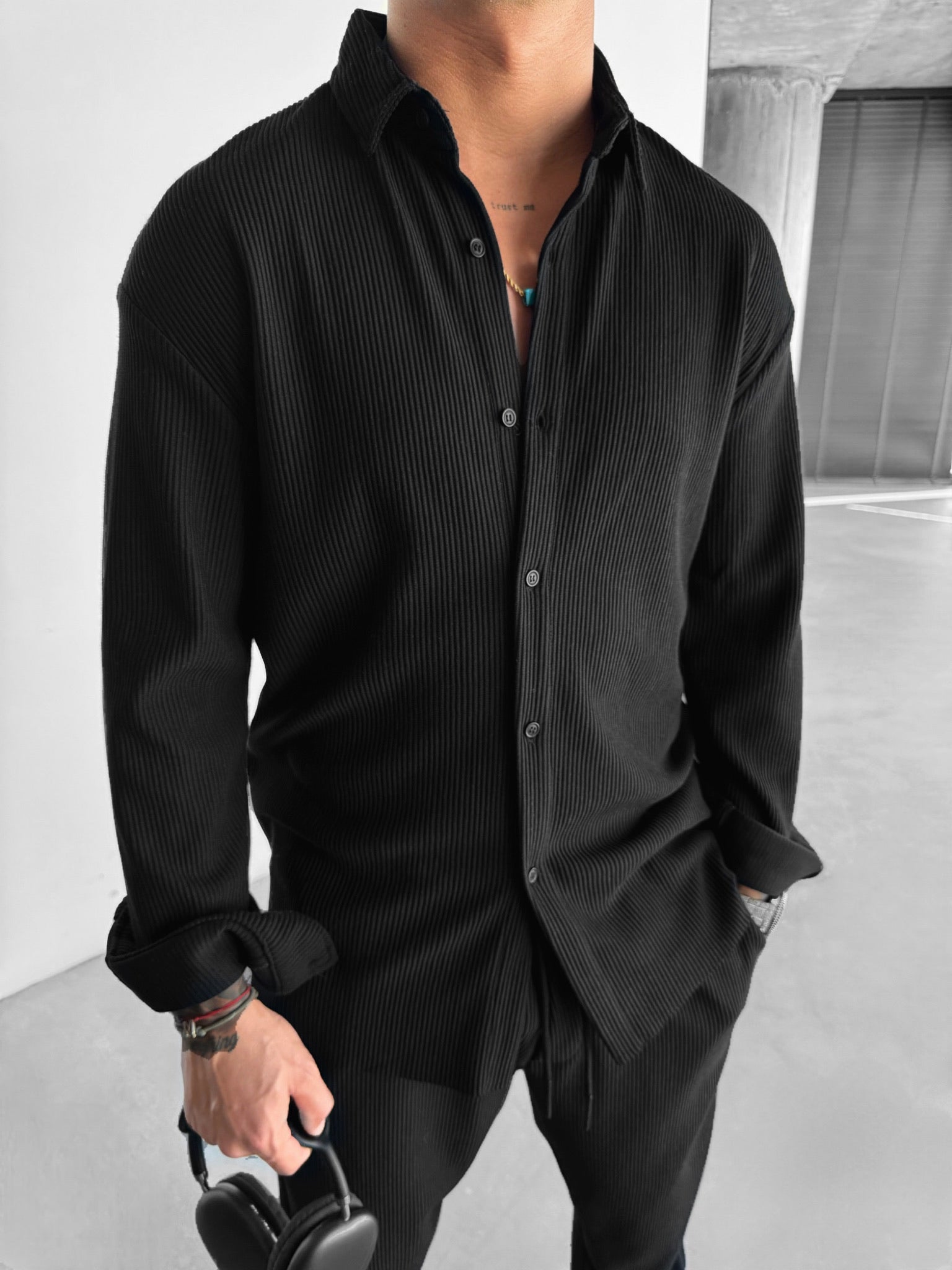 Oversize Cord Shirt - Black