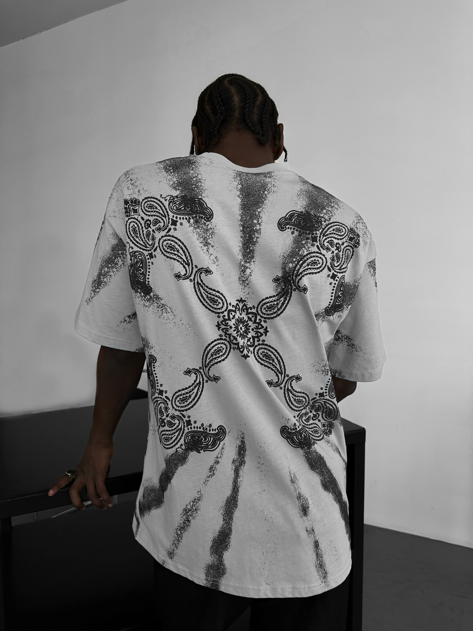 Oversize 'Sacred' T-Shirt - Grey