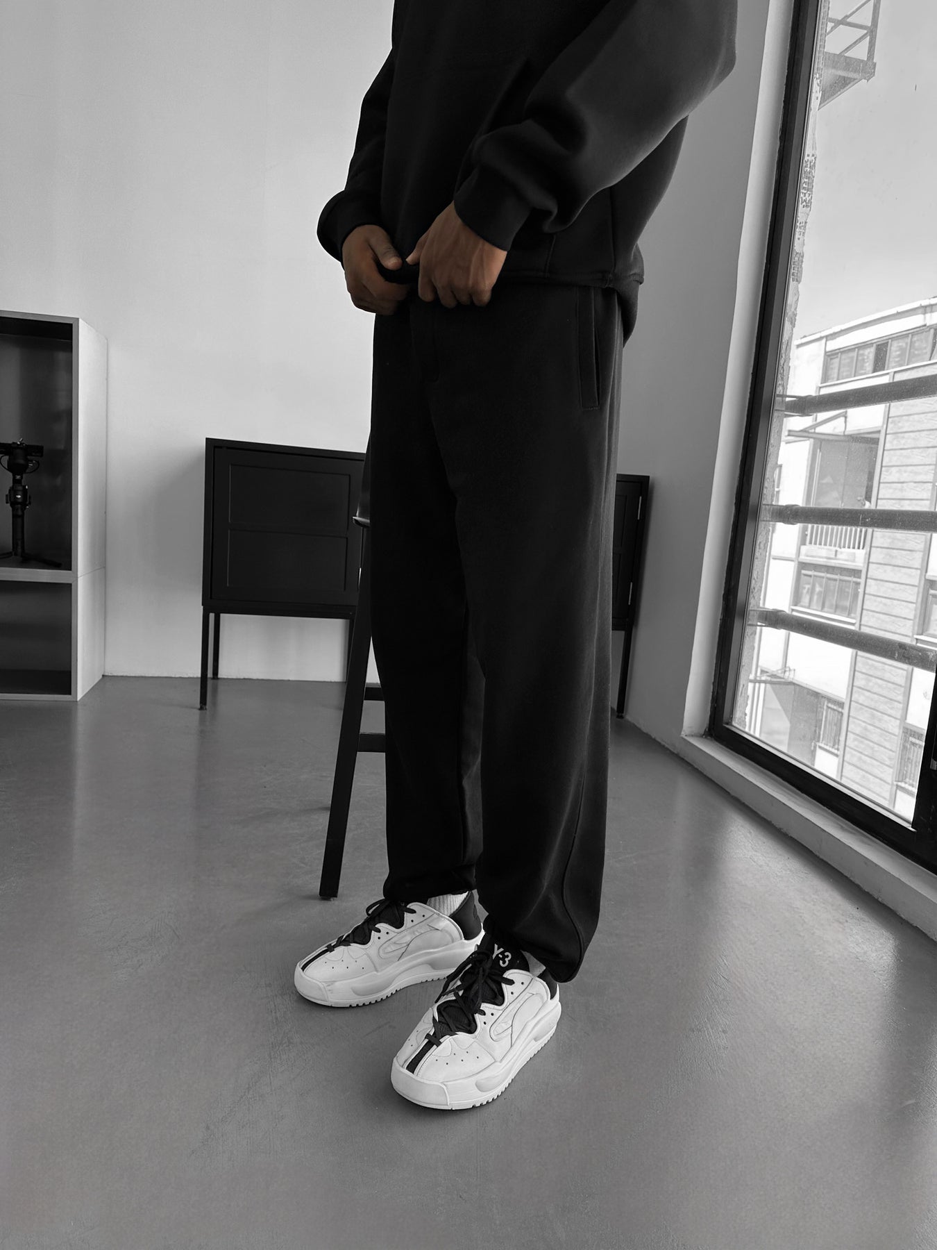 Loose Fit Basic Jogger - Black