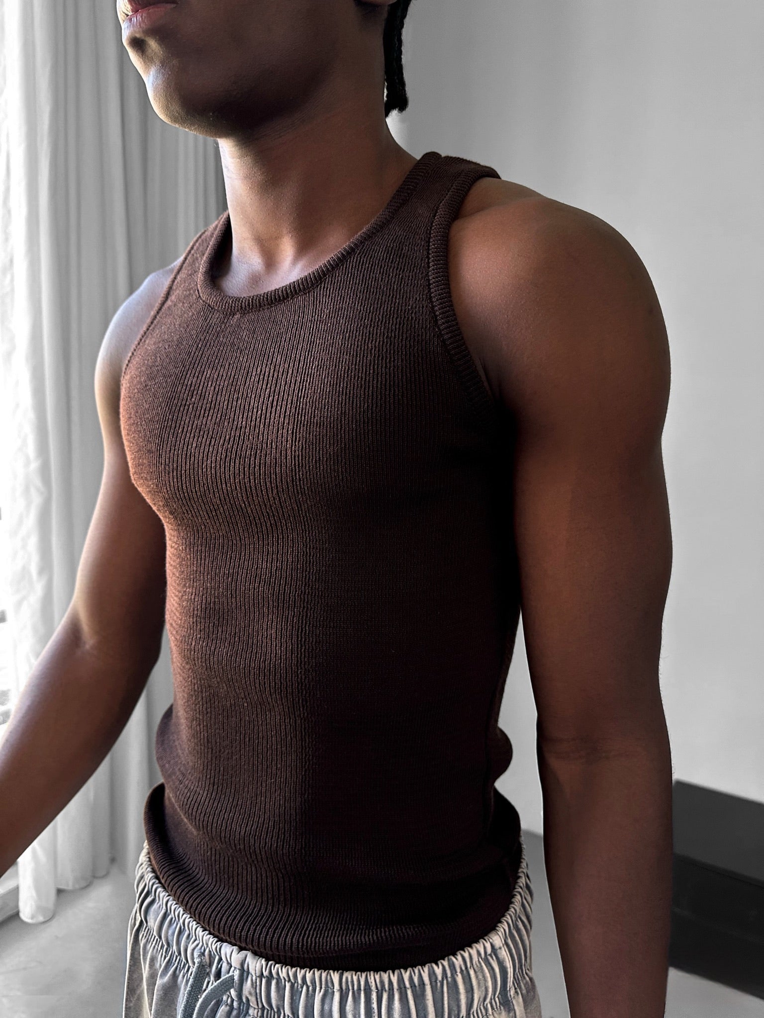 Slim Fit Knit Tanktop - Dark Brown