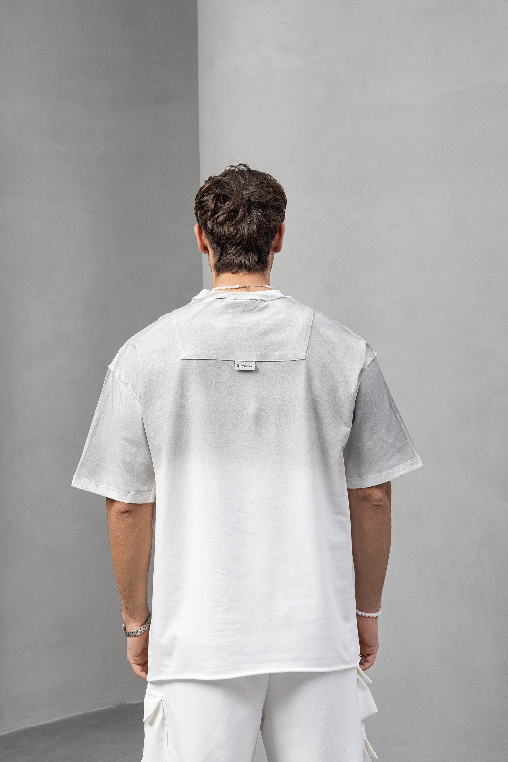 86 Graphic White T-Shirt with Bold Number Print