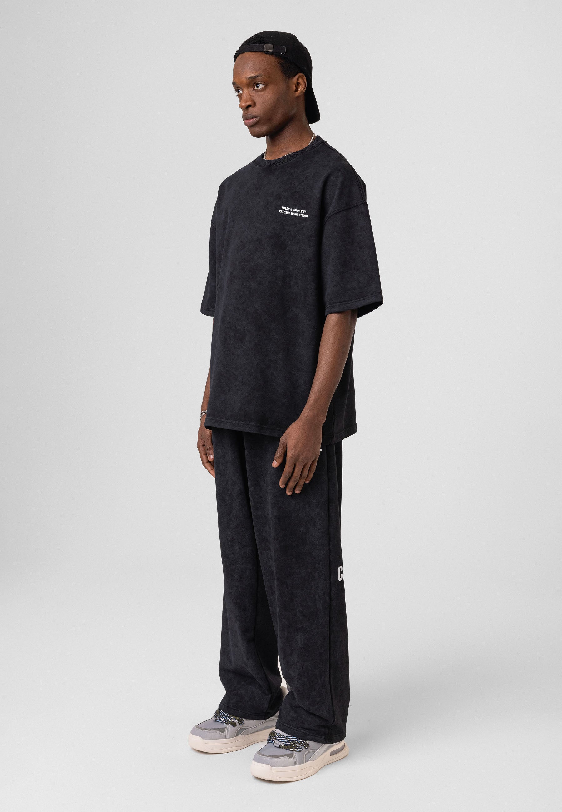Oversized Washed Track Pants – Street-Ready Comfort with Soft Texture