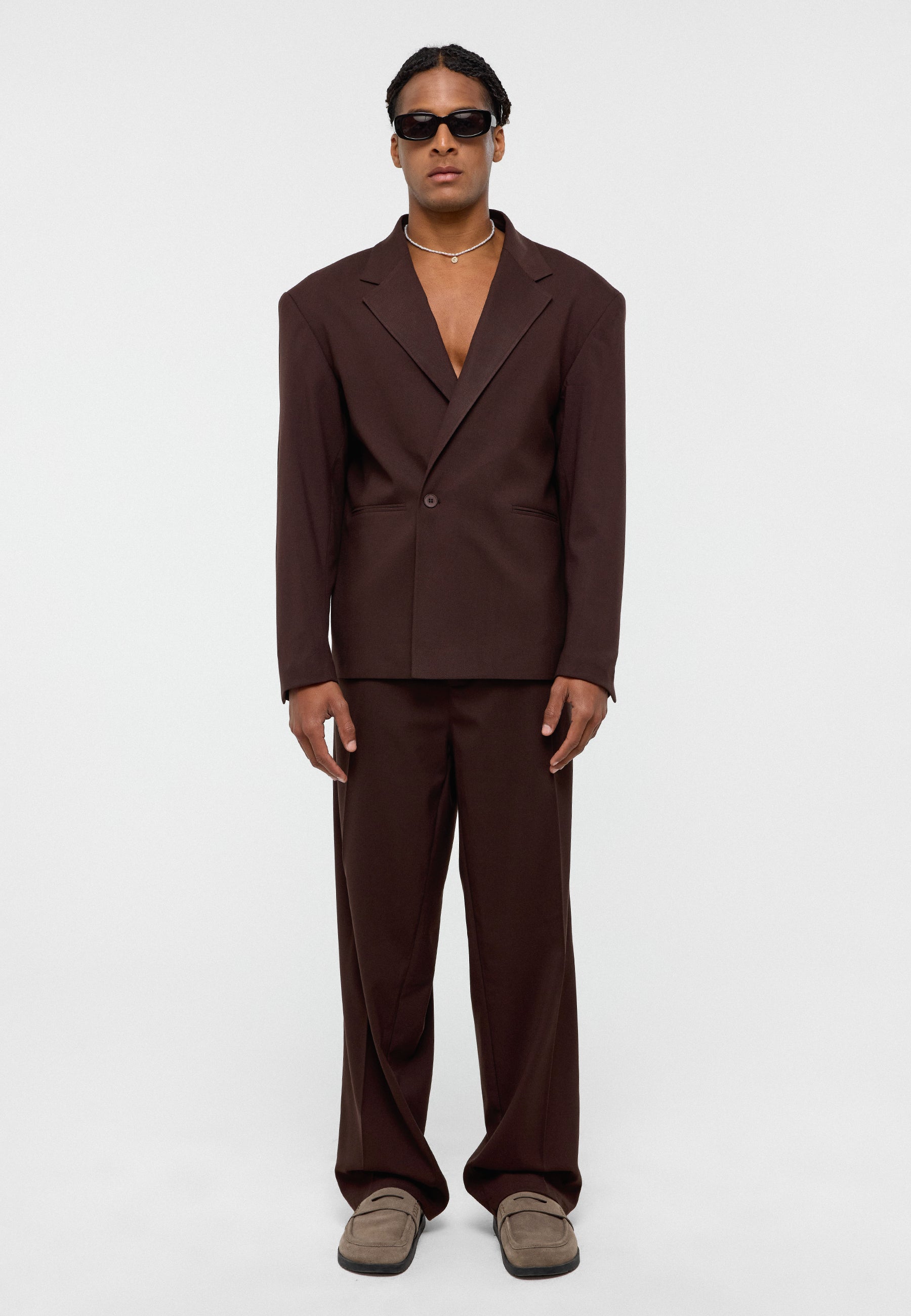 Oversized Single‑Button Suit Trousers – Relaxed Volume, Refined Linen Blend