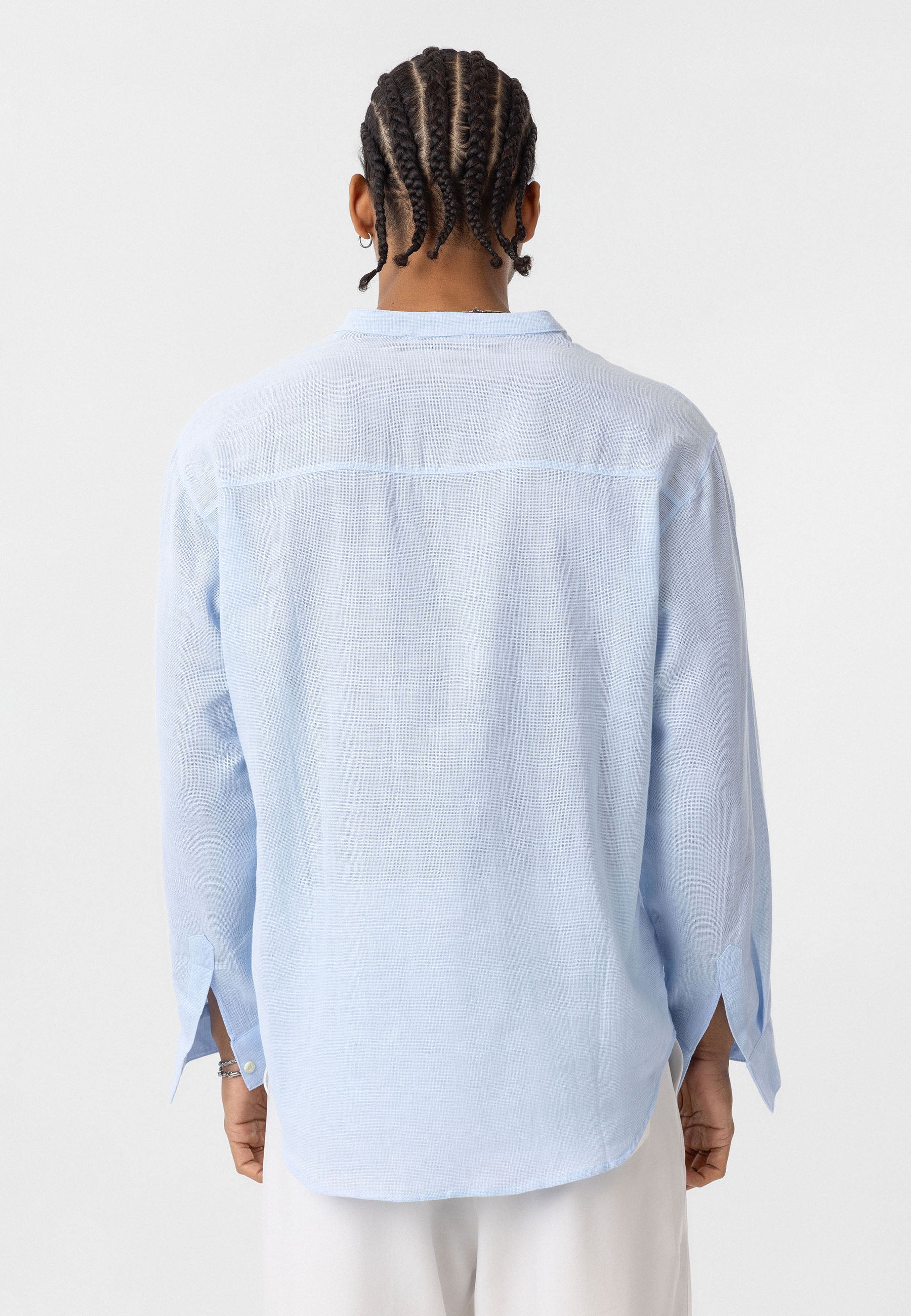 Light Blue Button-Up Shirt – Regular Fit, Everyday Essential