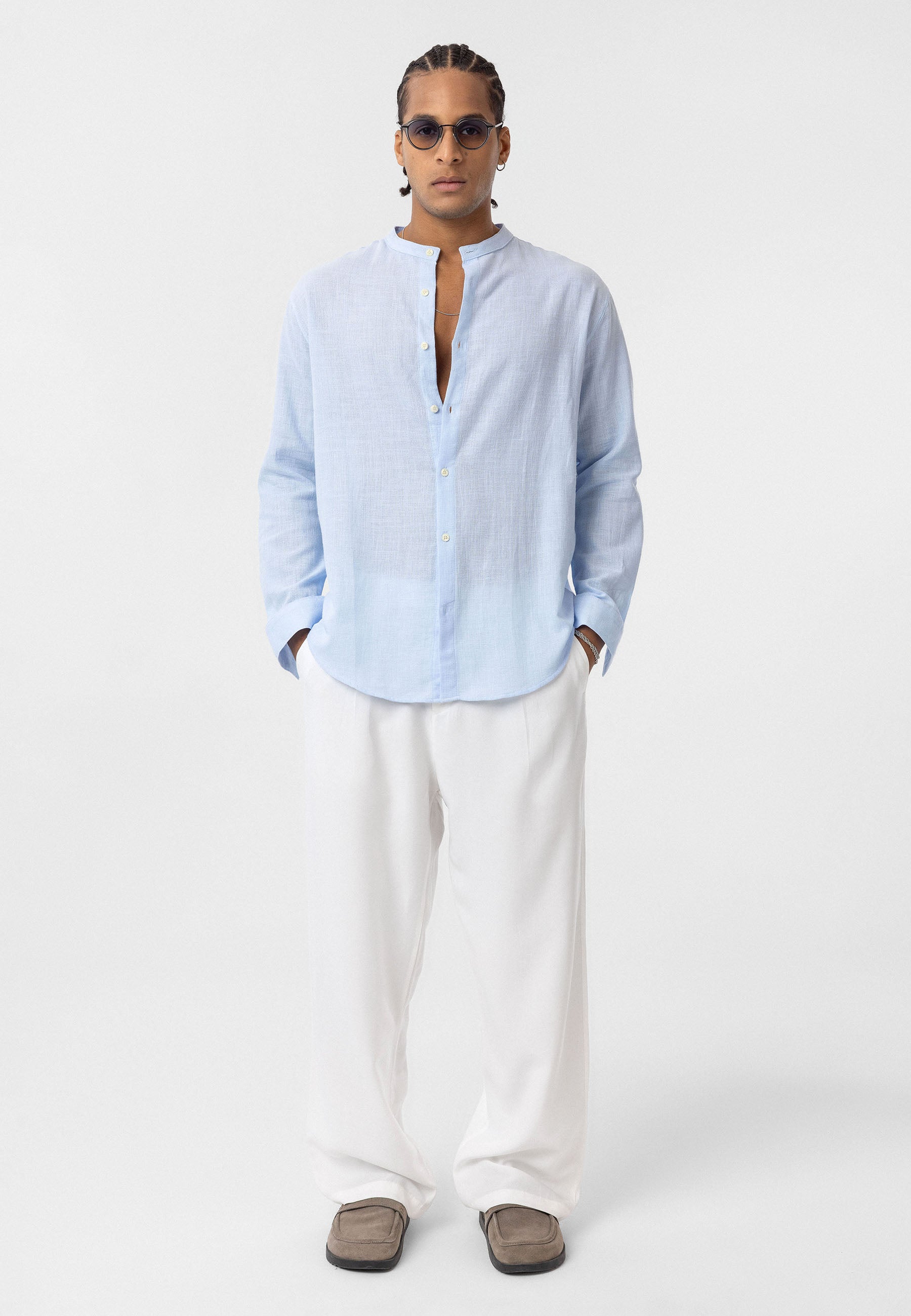 Light Blue Button-Up Shirt – Regular Fit, Everyday Essential