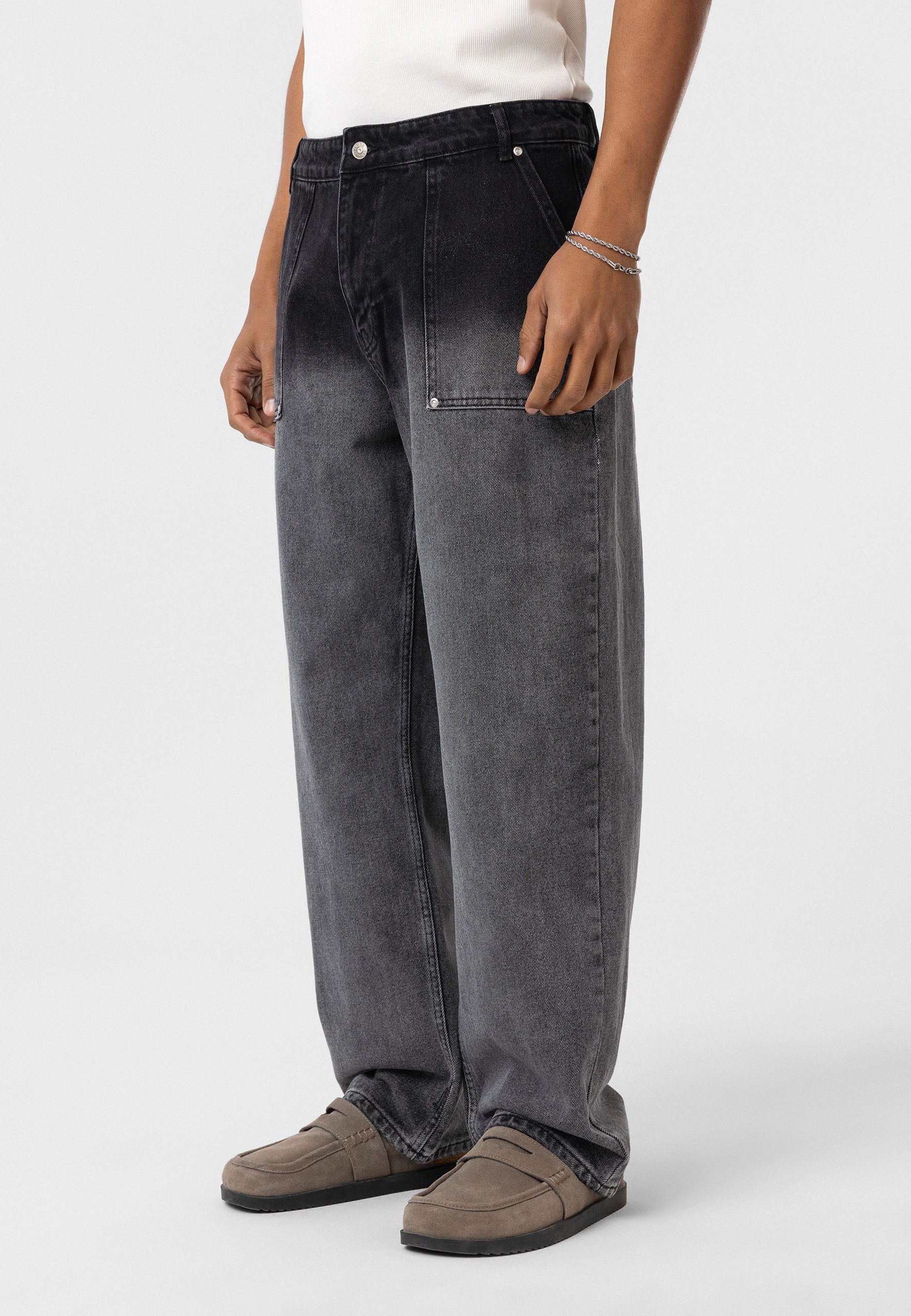 Pocket-Detail Baggy Jeans – Pants
