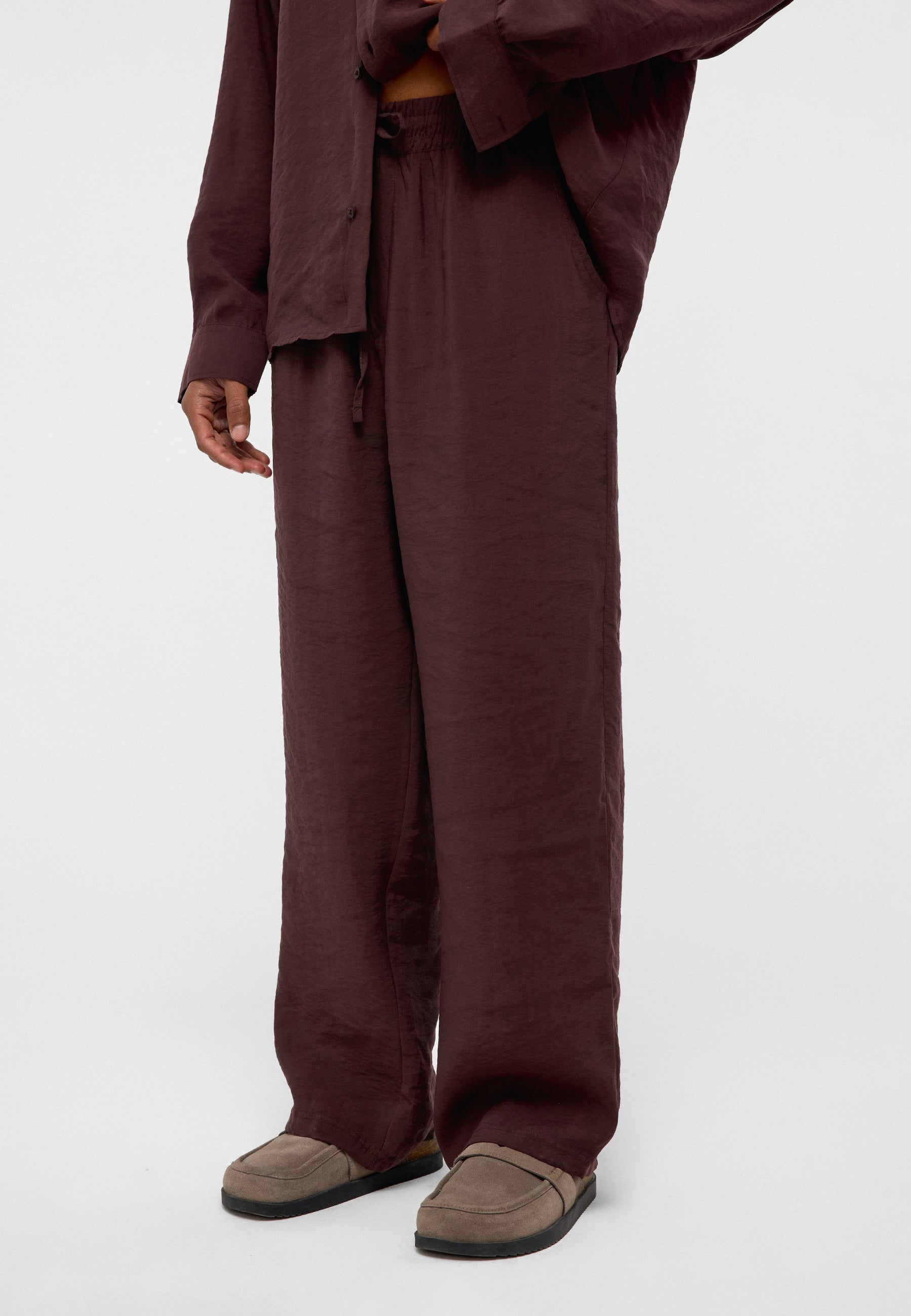 Baggy Fit Modal Trousers – Relaxed Wide-Leg Comfort