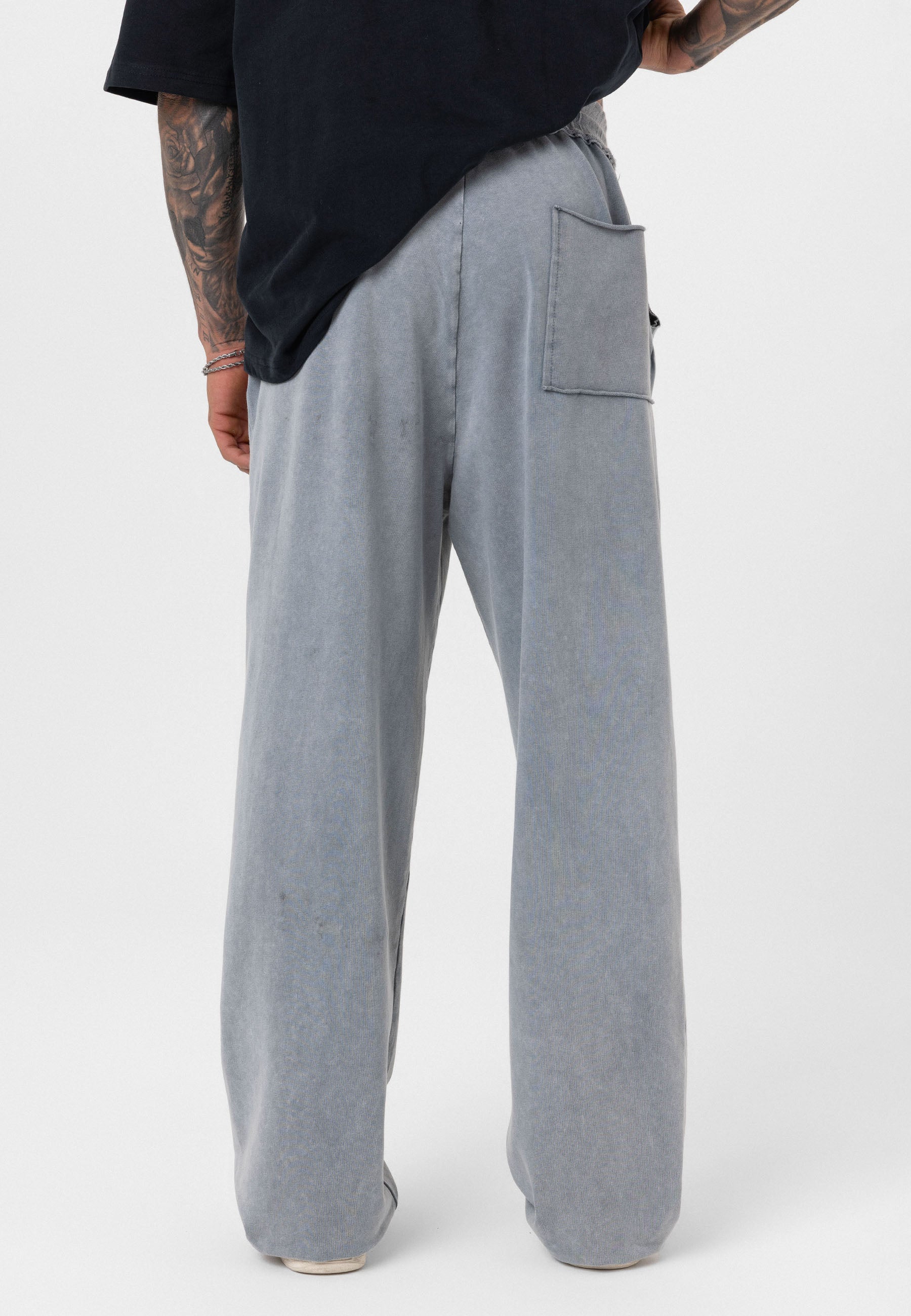 Loose-Fit Cotton-Trousers– Relaxed Tailoring with Clean Lines