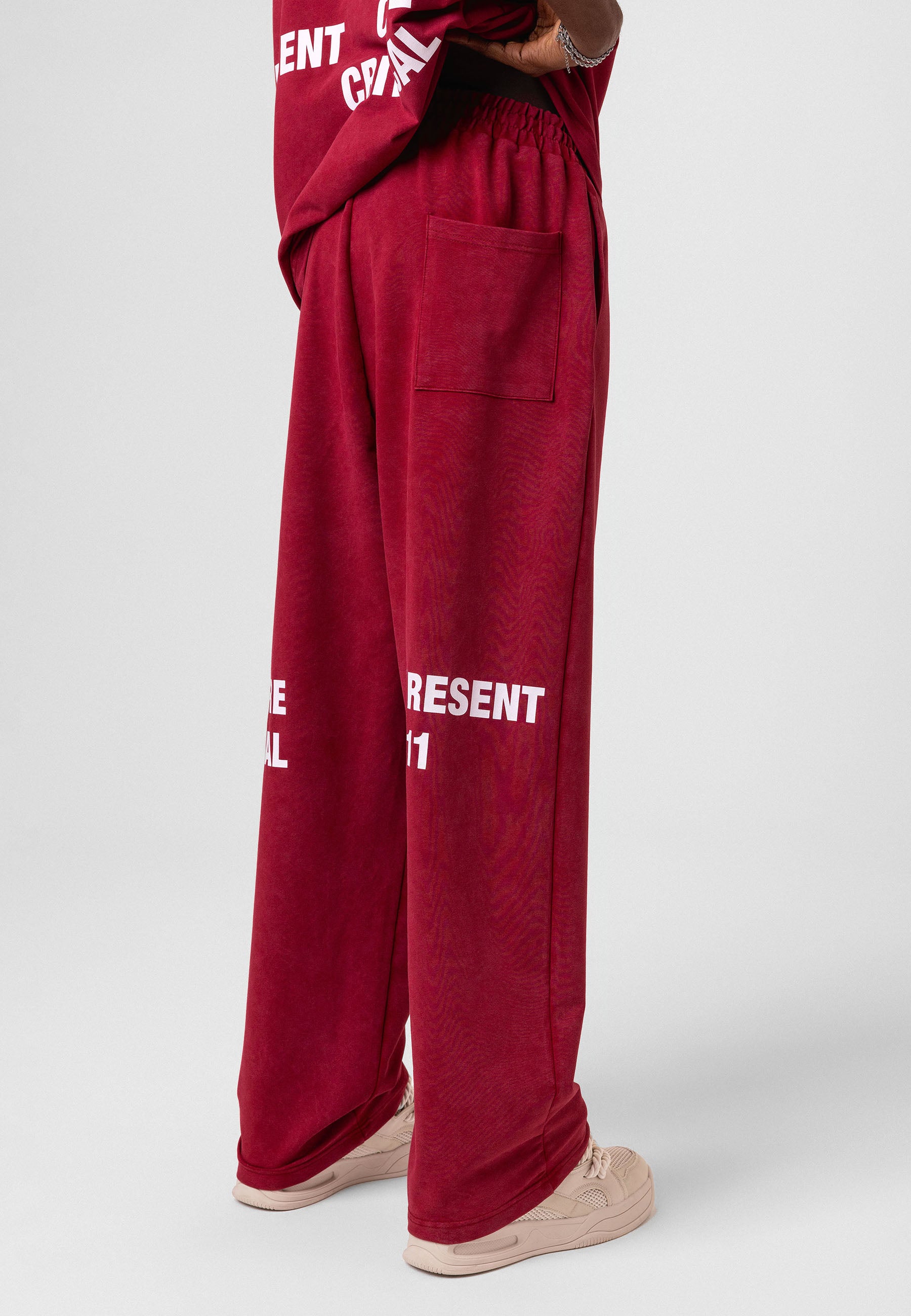 Oversized Washed Track Pants – Street-Ready Comfort with Soft Texture