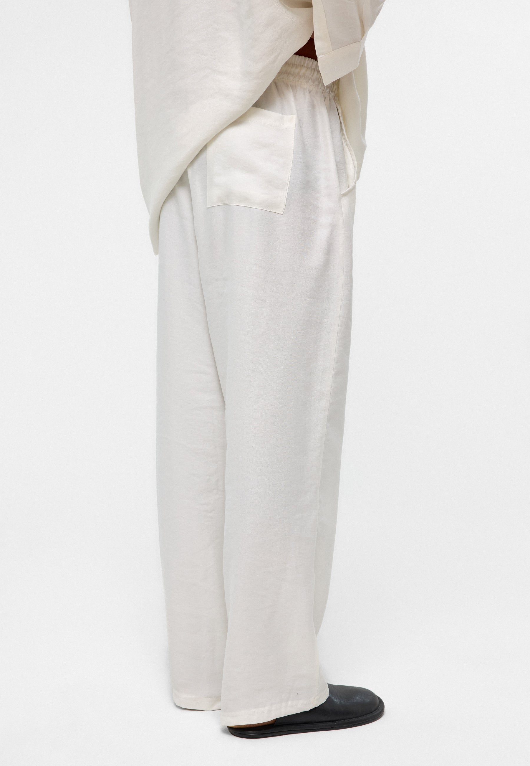 Baggy Fit Modal Trousers – Relaxed Wide-Leg Comfort