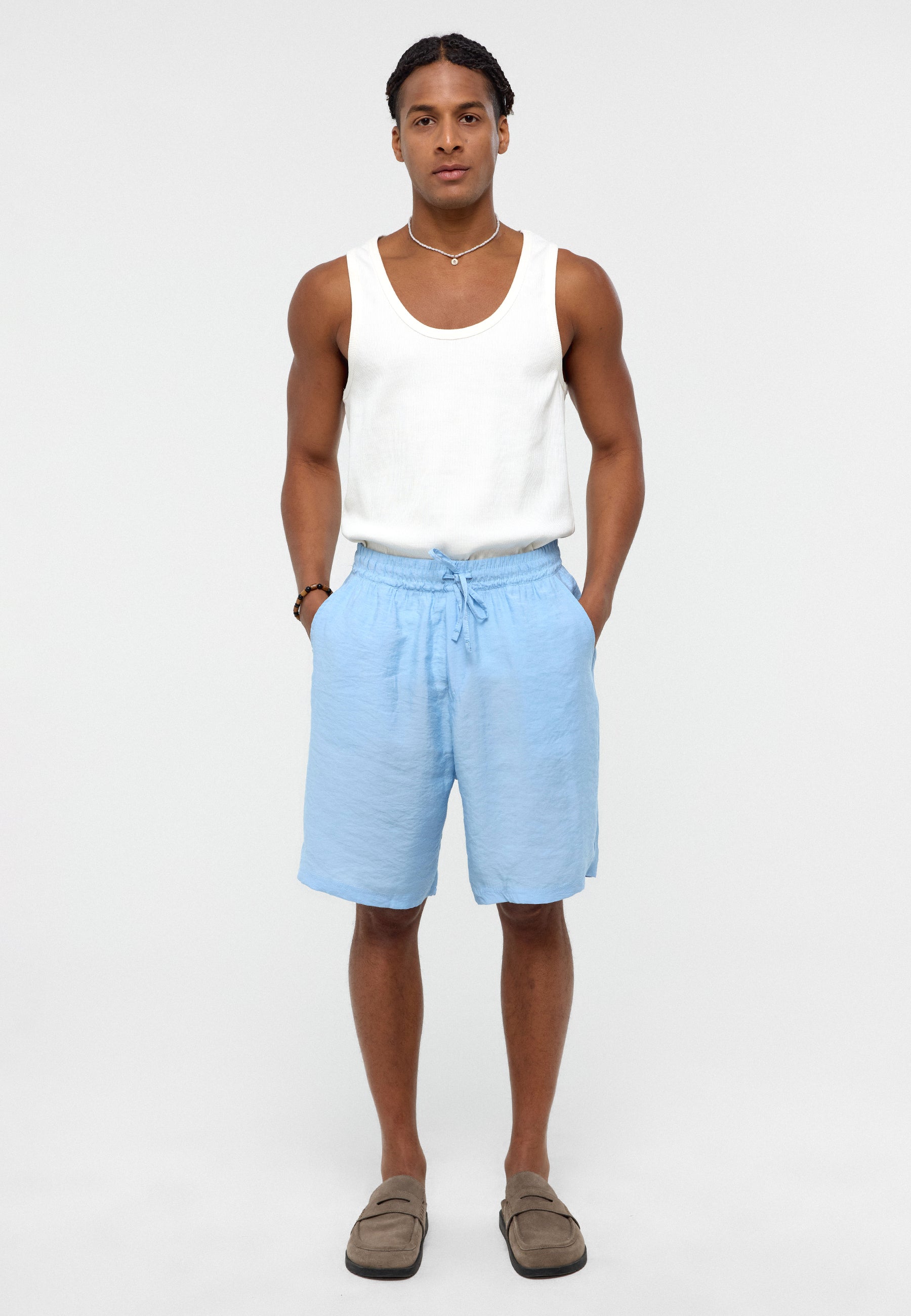 Oversized Modal Bermuda Shorts – Fluid Comfort, Street-Driven Silhouette