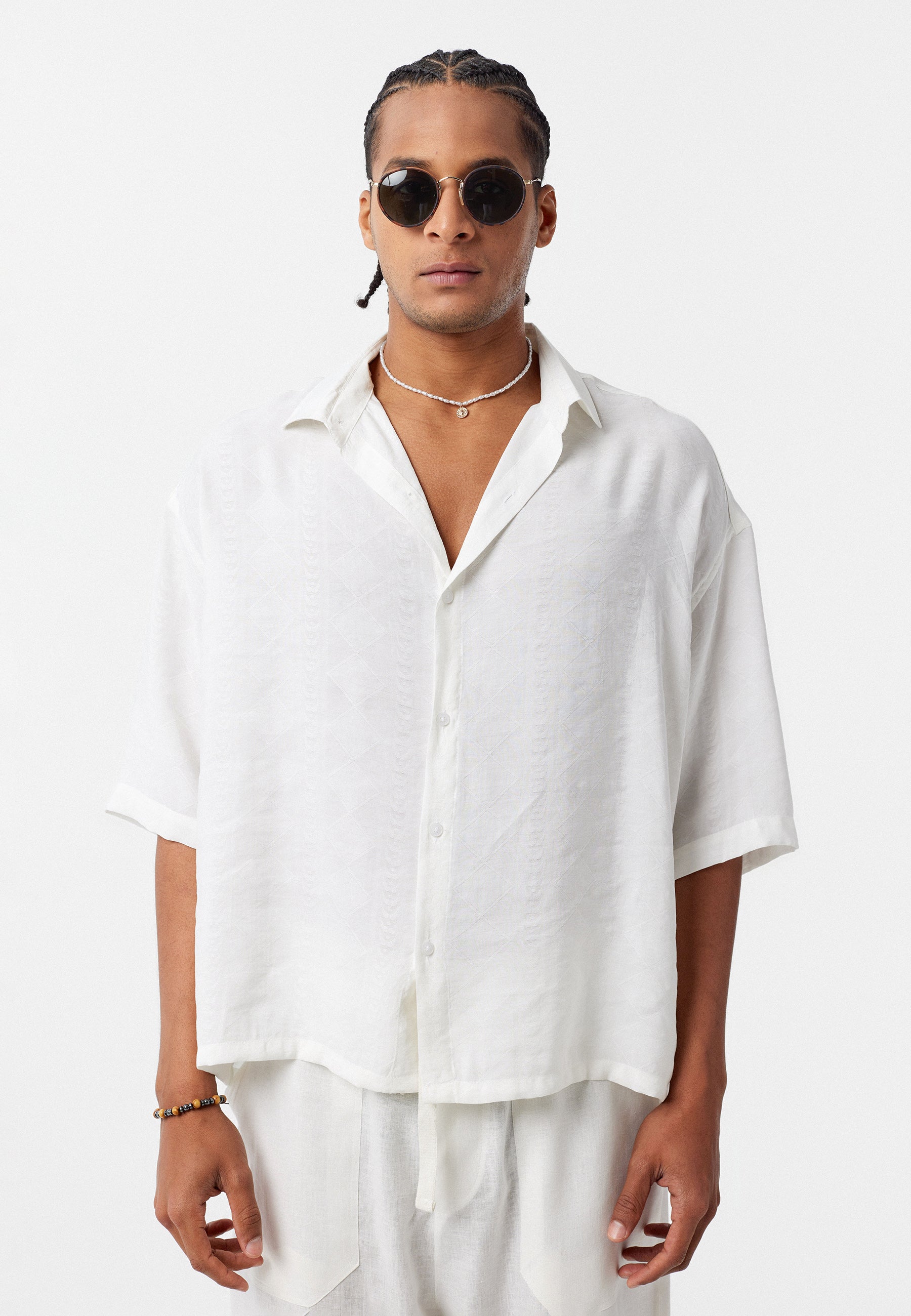 Jet Black Poplin Short-Sleeve Shirt – Sharp & Lightweight Oversized Fit