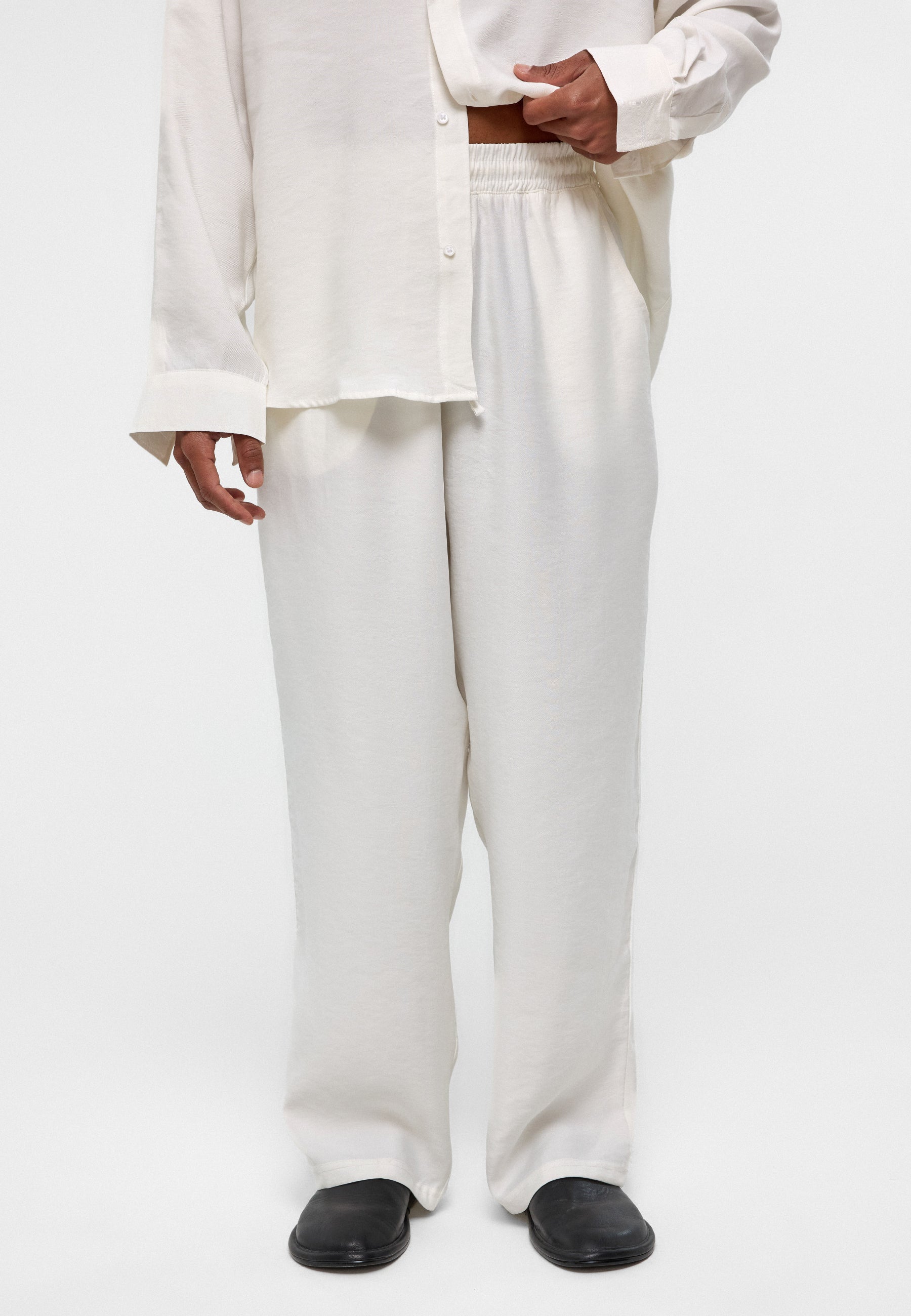 Baggy Fit Modal Trousers – Relaxed Wide-Leg Comfort