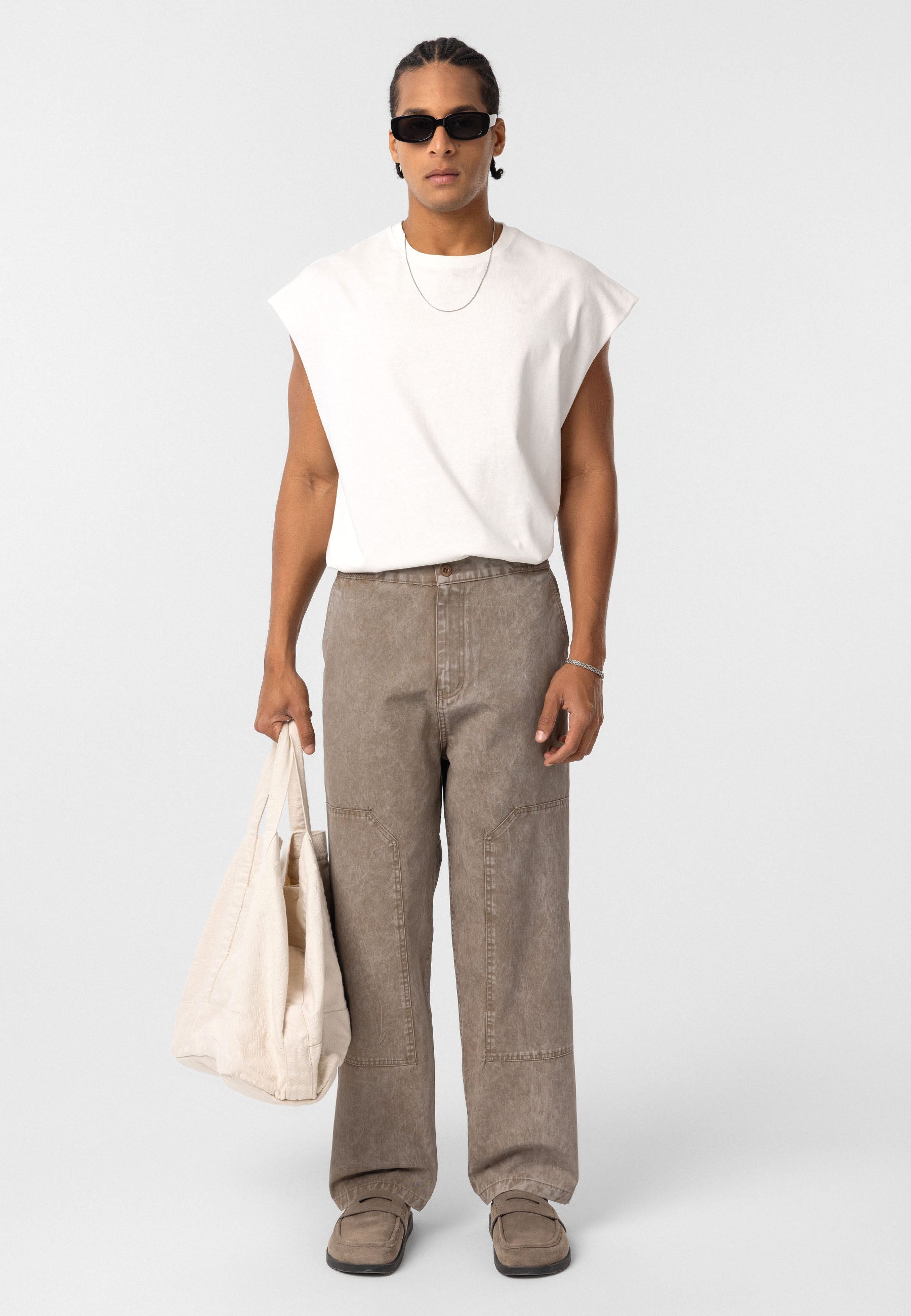 Oversized Washed Woven Pants – Relaxed Volume with Garment-Washed Texture