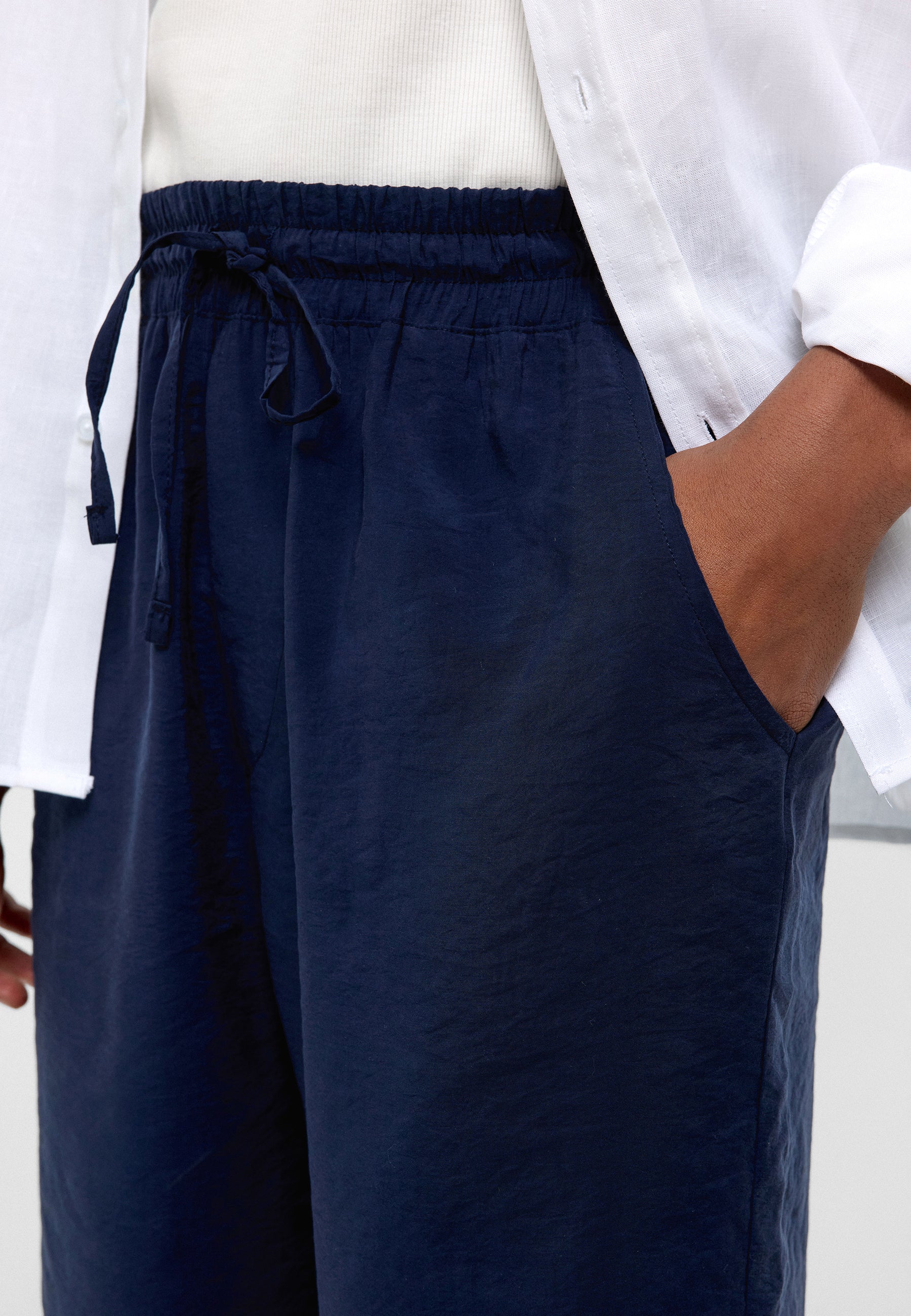 Baggy Fit Modal Trousers – Relaxed Wide-Leg Comfort
